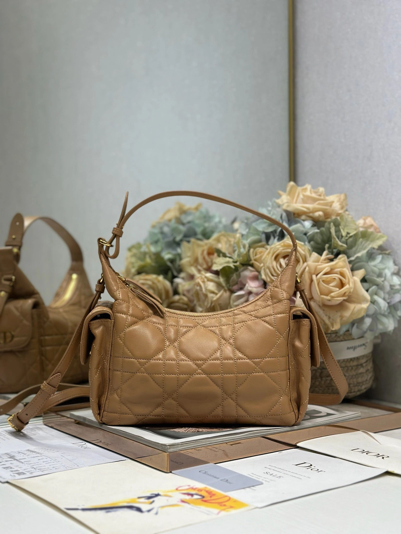 MOMO--4ior M6323UUVB-34UU high quality version D-Dream sheepskin item:E-B000L2032T