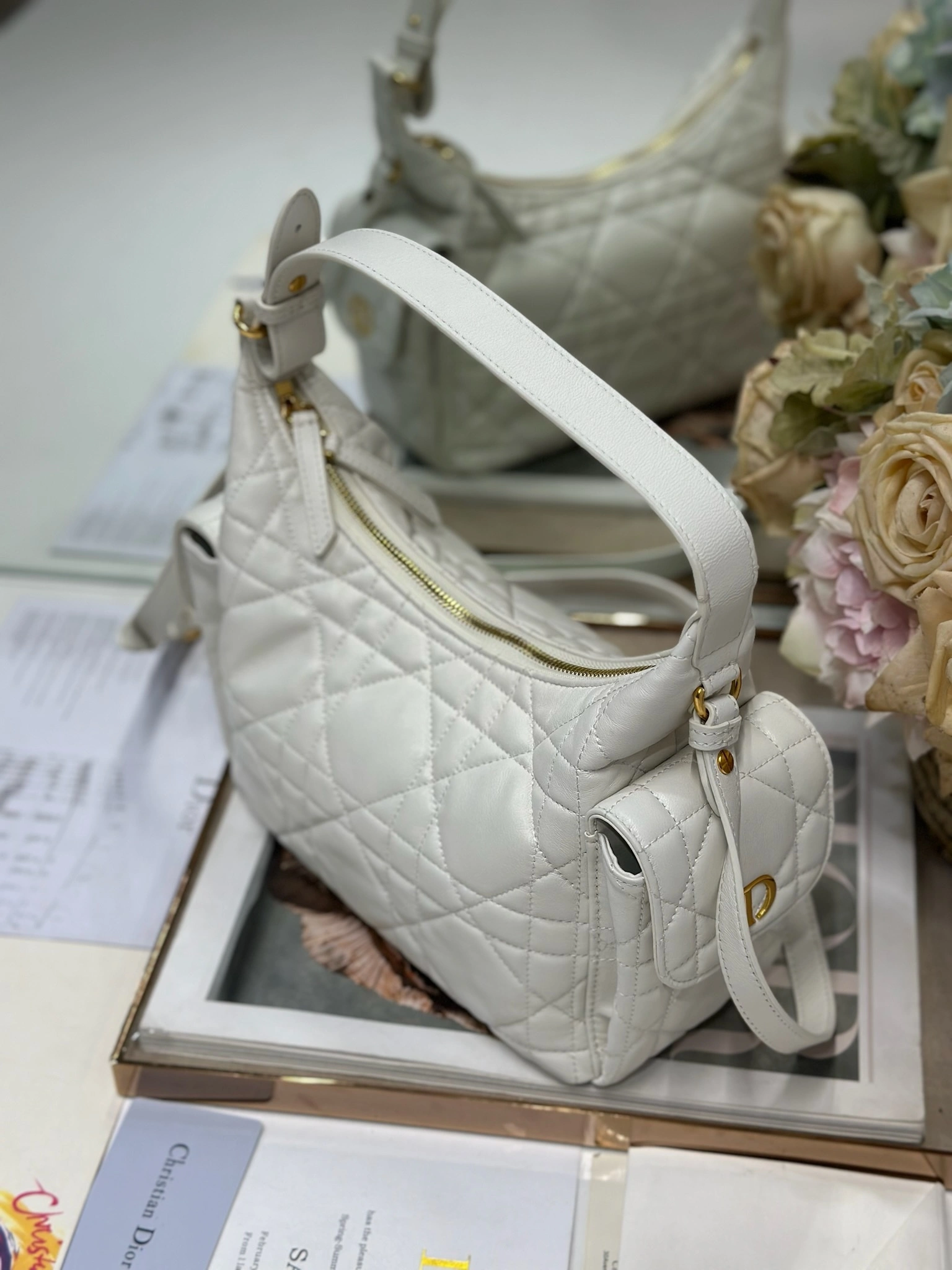 MOMO--4ior M6323UUVB_M030 high quality version D-Dream sheepskin item:E-B000L2006T