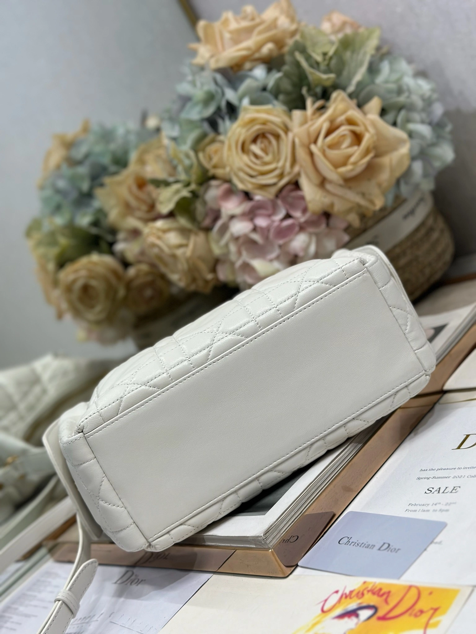 MOMO--4ior M6323UUVB_M030 high quality version D-Dream sheepskin item:E-B000L2006T
