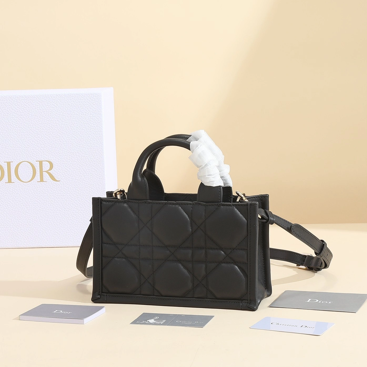 MOMO--4ior S5573OWHP-M900 high quality version Book Tote cowhide item:E-B000L2045T