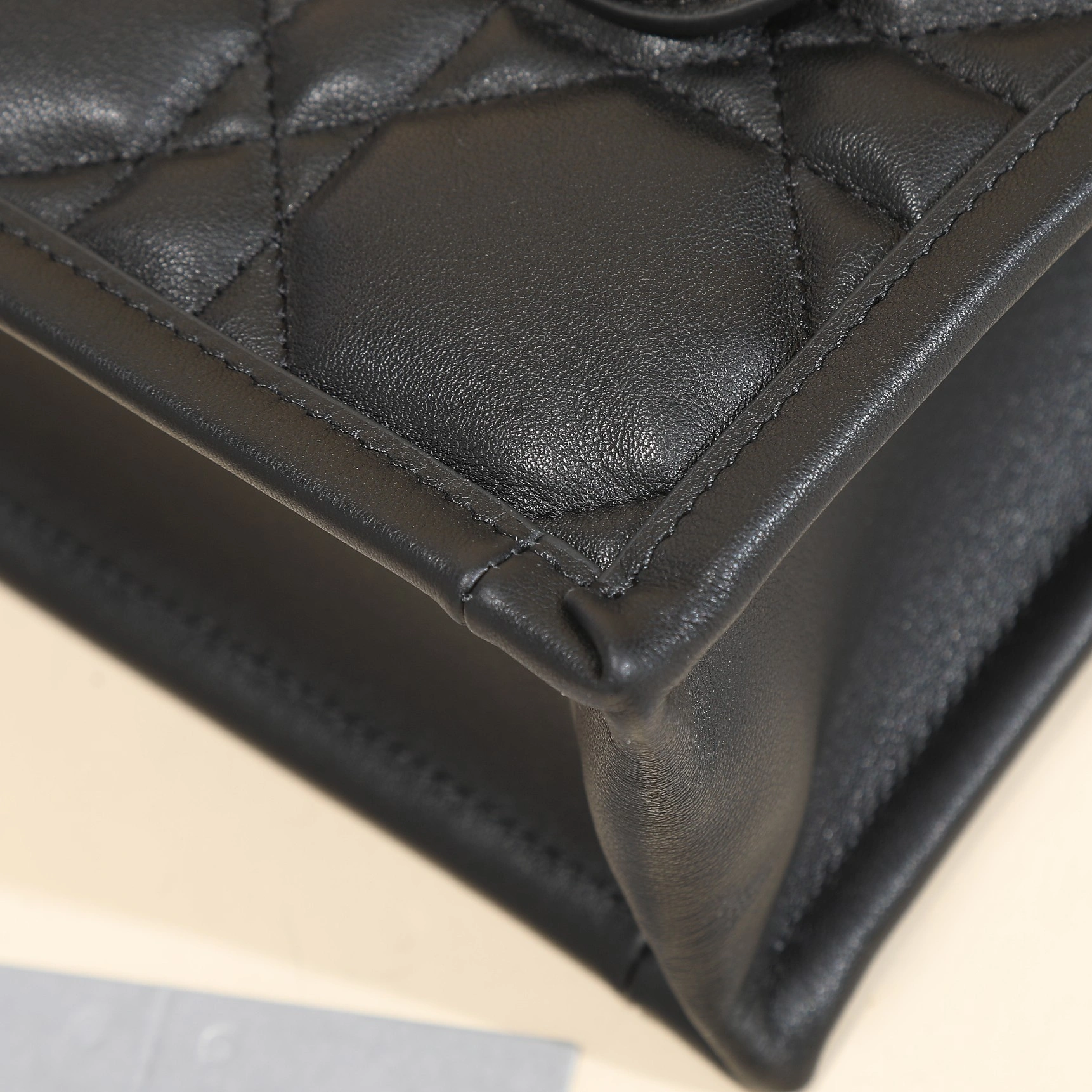 MOMO--4ior S5573OWHP-M900 high quality version Book Tote cowhide item:E-B000L2045T