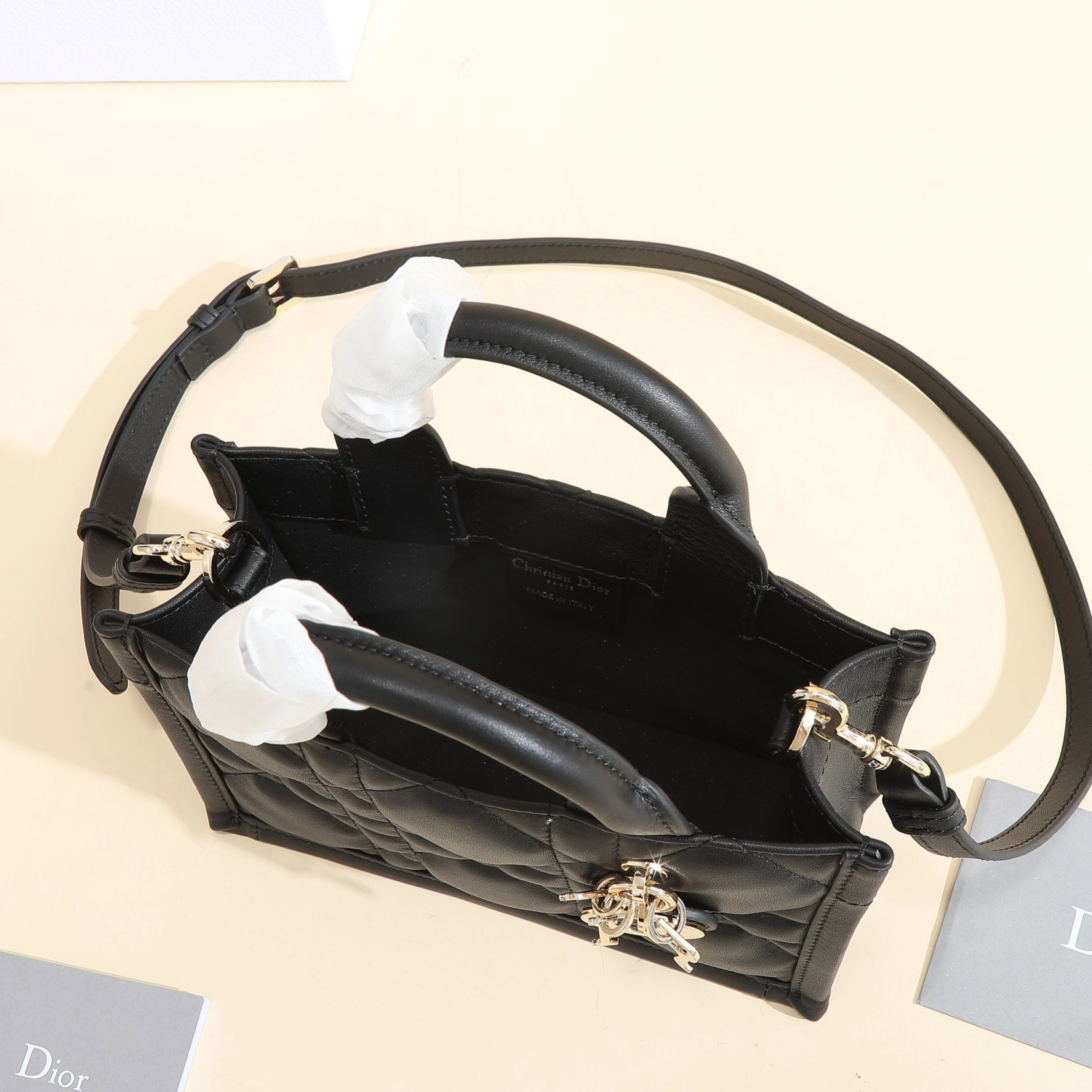 MOMO--4ior S5573OWHP-M900 high quality version Book Tote cowhide item:E-B000L2045T