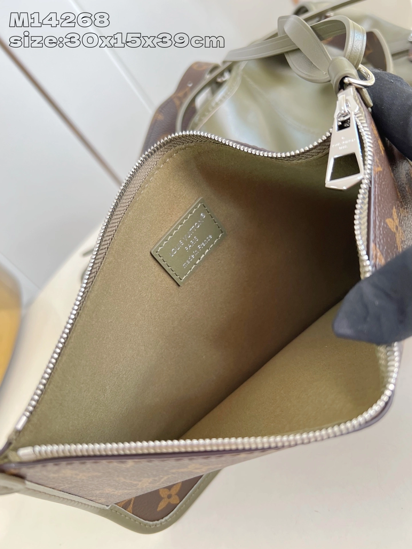 MOMO--8V M14268 high quality version CarryAll Vibe Back To School item:E-B574K1808