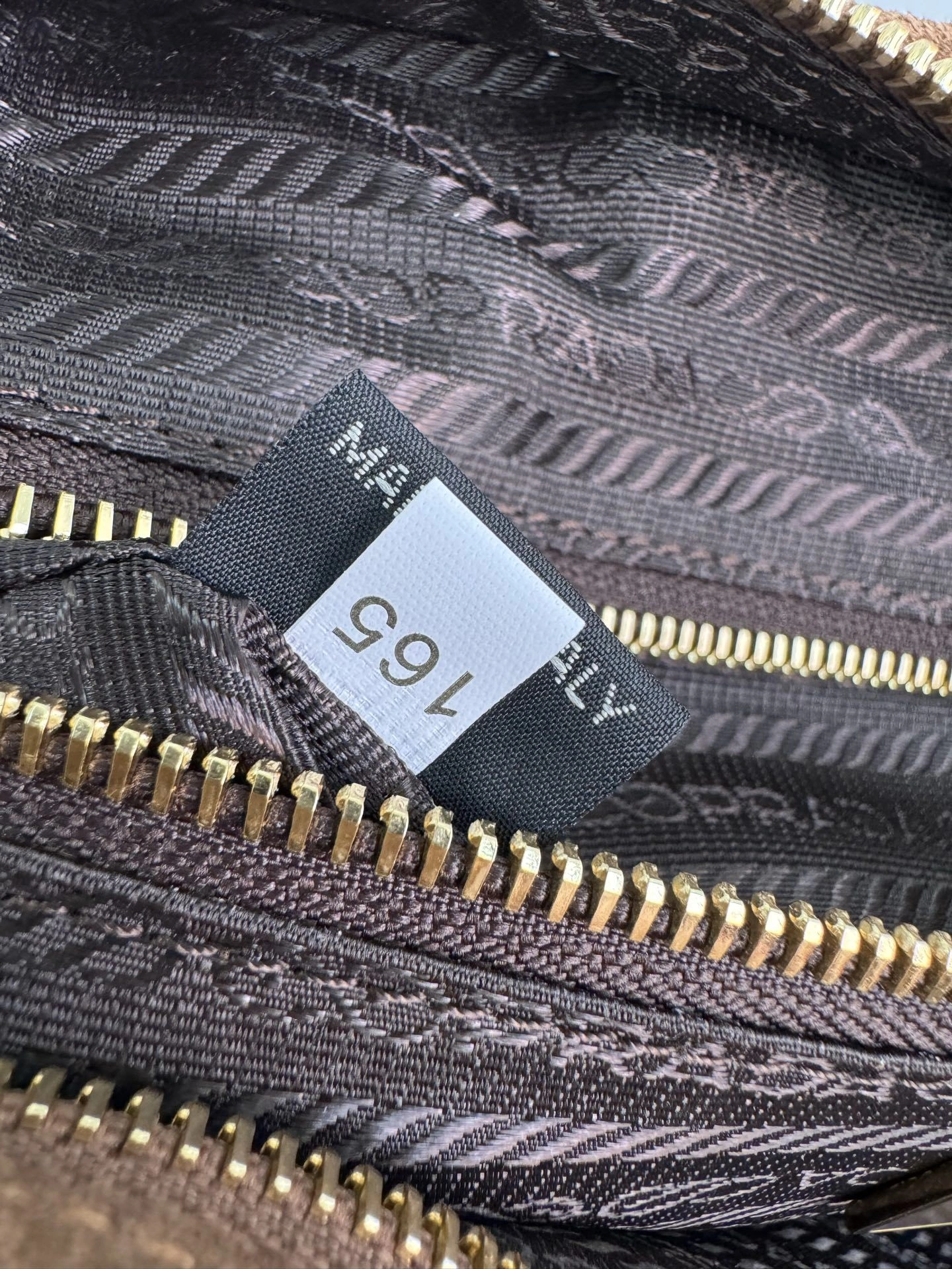 MOMO--Pr141 1BA439_2C4S_F0324_V_OOO high quality version cowhide item:E-B063M0499H