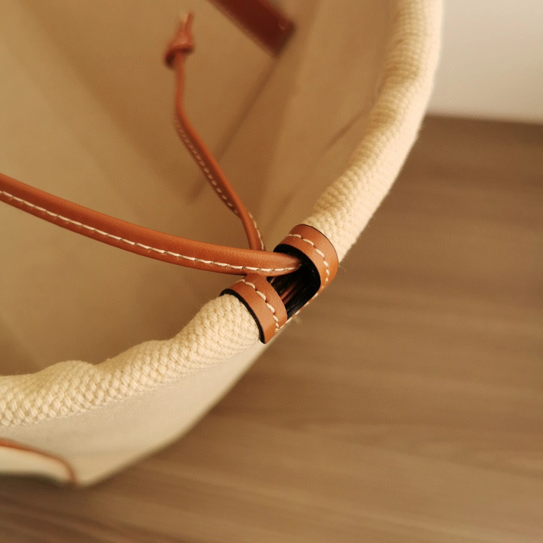 MOMO- high quality version 199972EFL-02NT CABAS TRIOMPHE cowhide item：B-B063L1220C