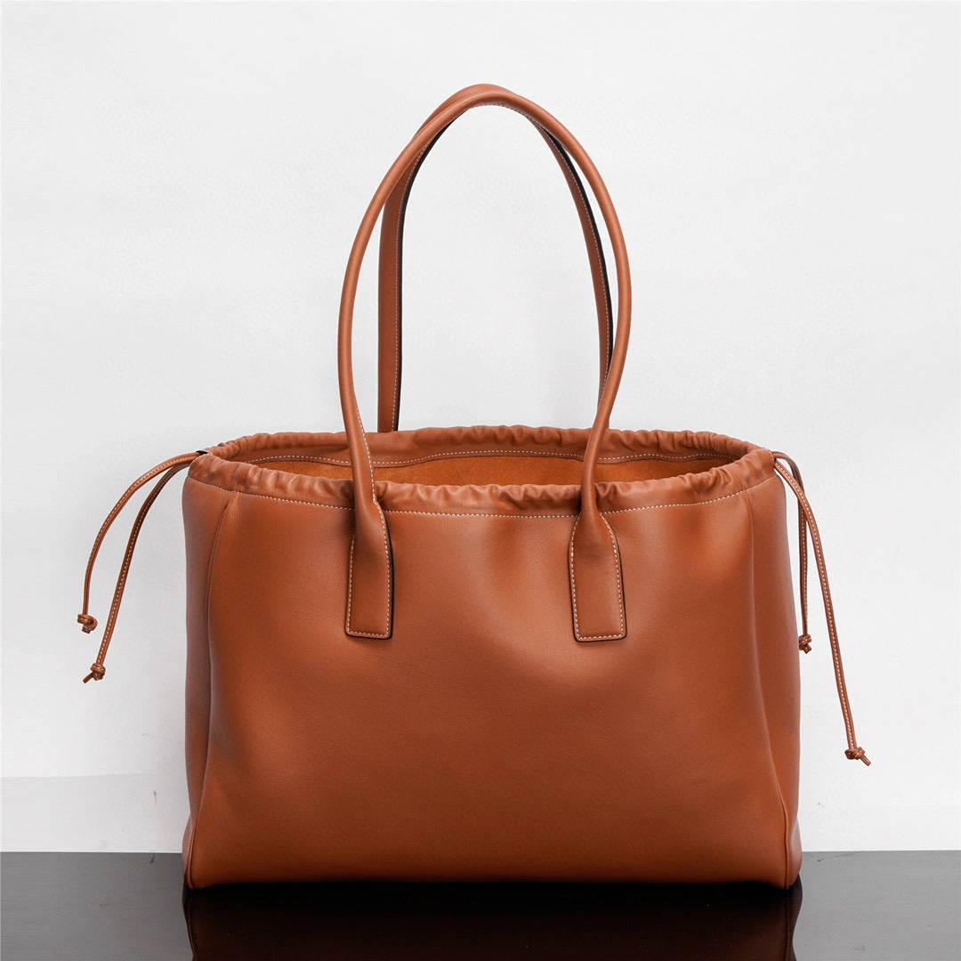 MOMO- high quality version 199973DU3-04LU CABAS TRIOMPHE cowhide item：B-B000I1817C