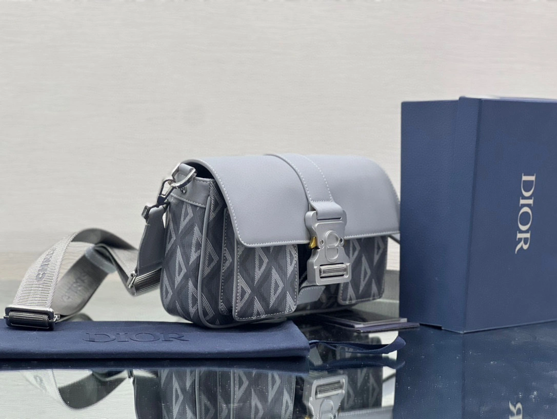 &MOMO- high quality version 1ESME157CDP-H42E Hit the Road cowhide item：C-B109A0910C