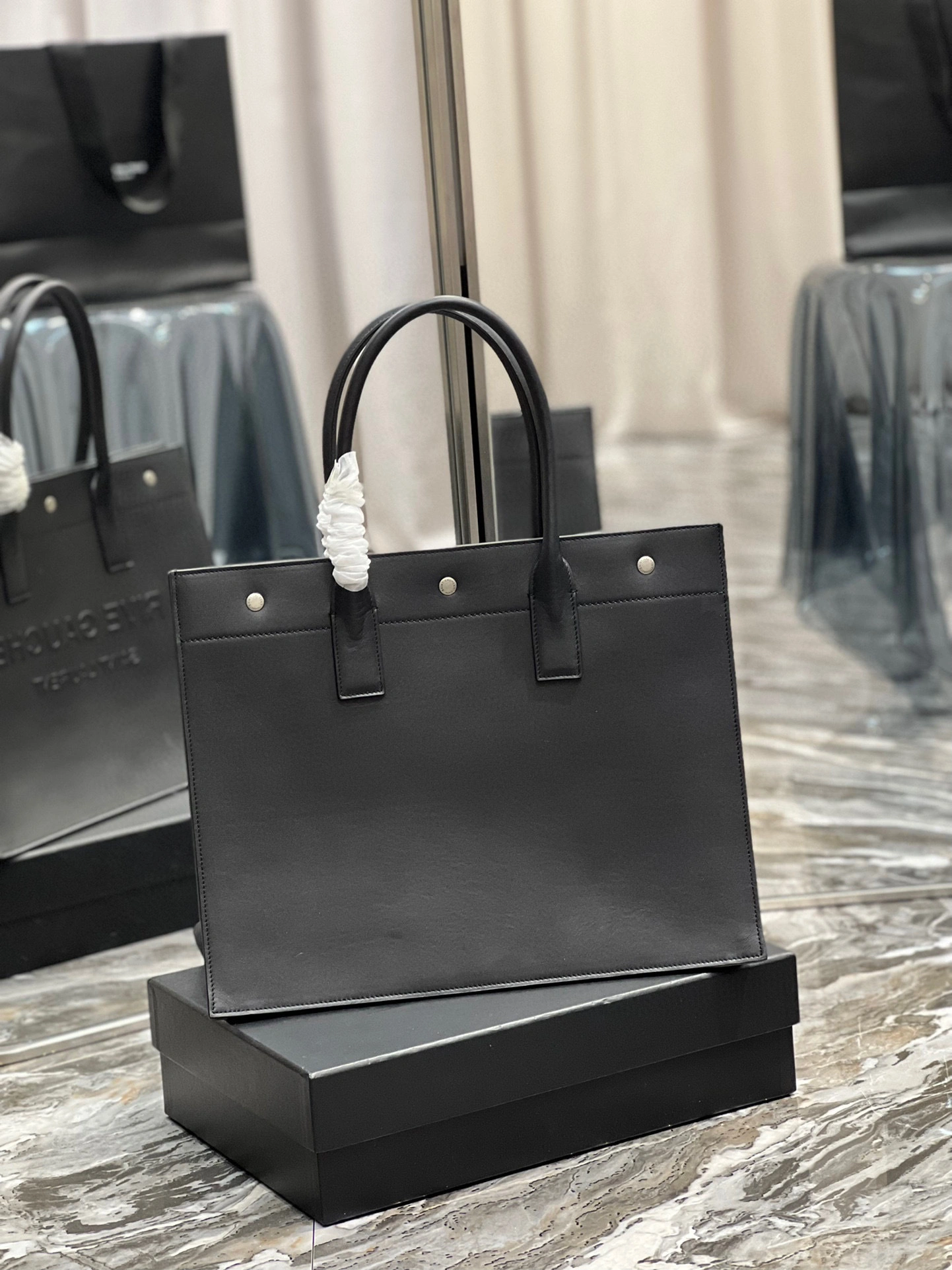 MOMO- high quality version 587273CWTFE-1000 Rive Gauche Tote Bag item：B-B597I0621C