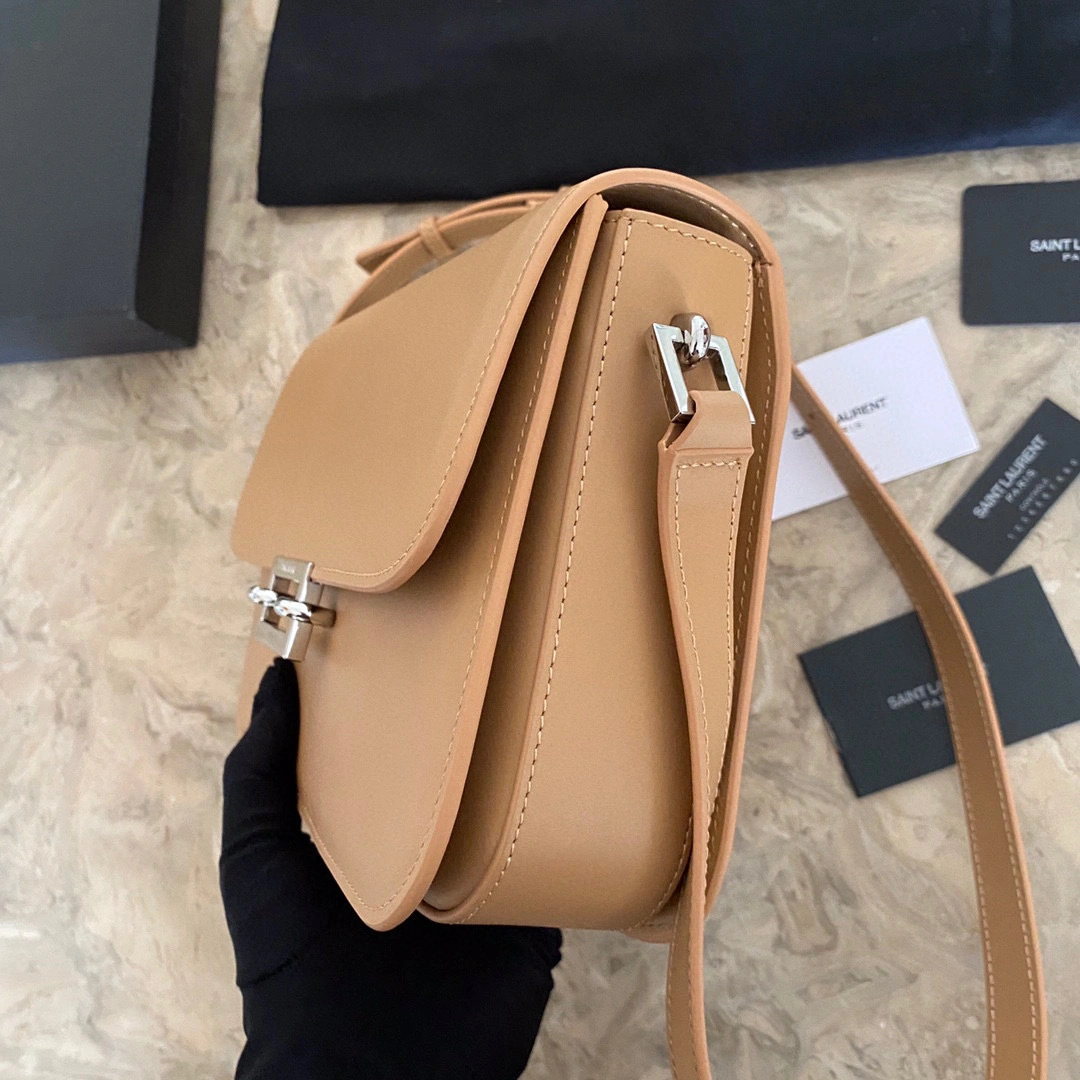 MOMO- high quality version 657186-2VL0N-2725 mailon2021 calfskin item：B-B000G2923C