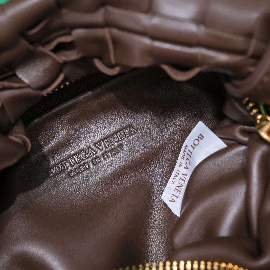 MOMO- high quality version 709562VCPP12127 chain jodie sheephide item：B-B564H2710C