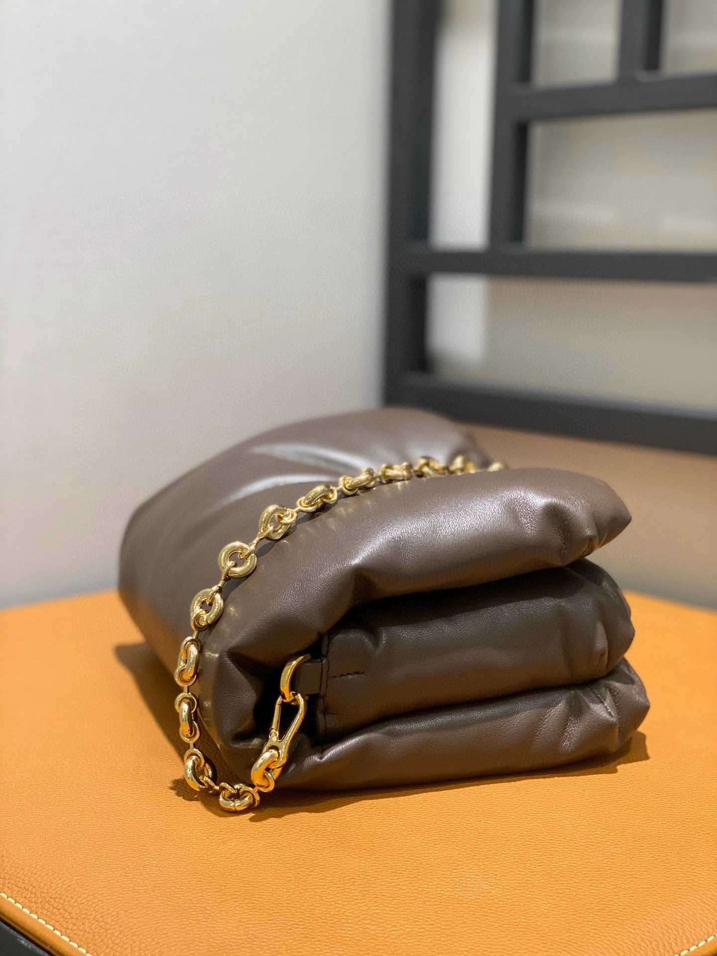 MOMO- high quality version AP40P41X01-9517 Puffer Goya sheephide item：B-B063L1610C