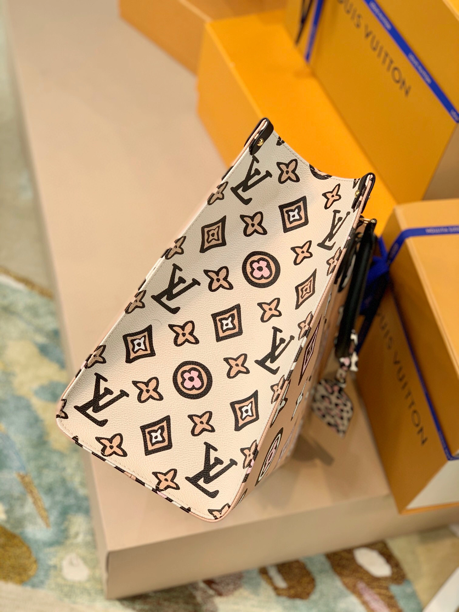 ONTHEGO m45814 item:B-B182A1010