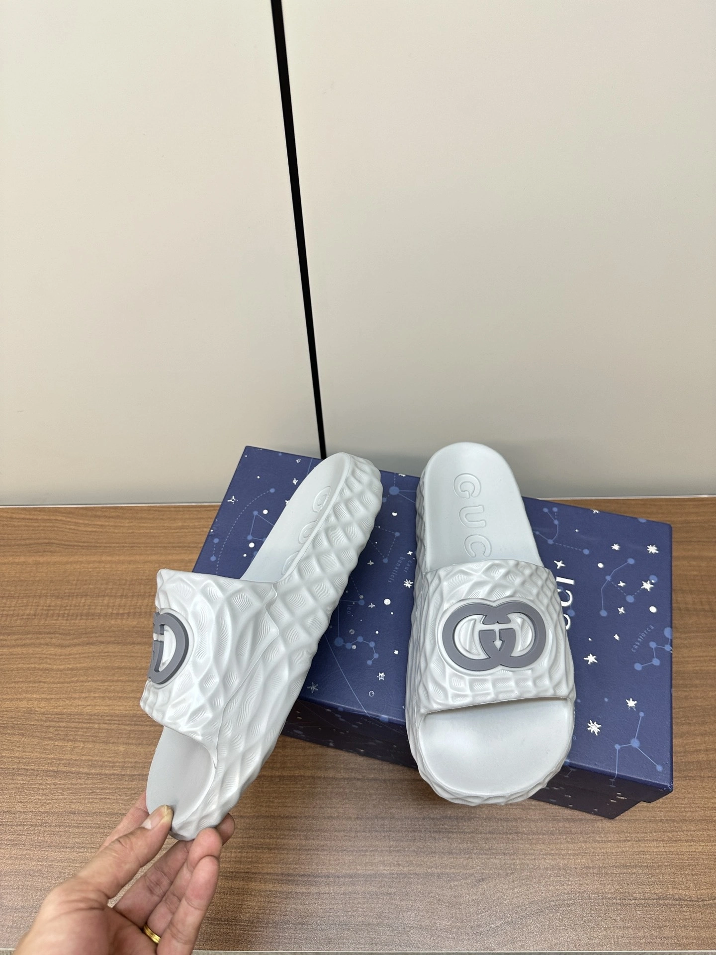 OOBB--- 6u33i 770801 J8710 1445 Thick soles：2CM item:D-X062E2017W
