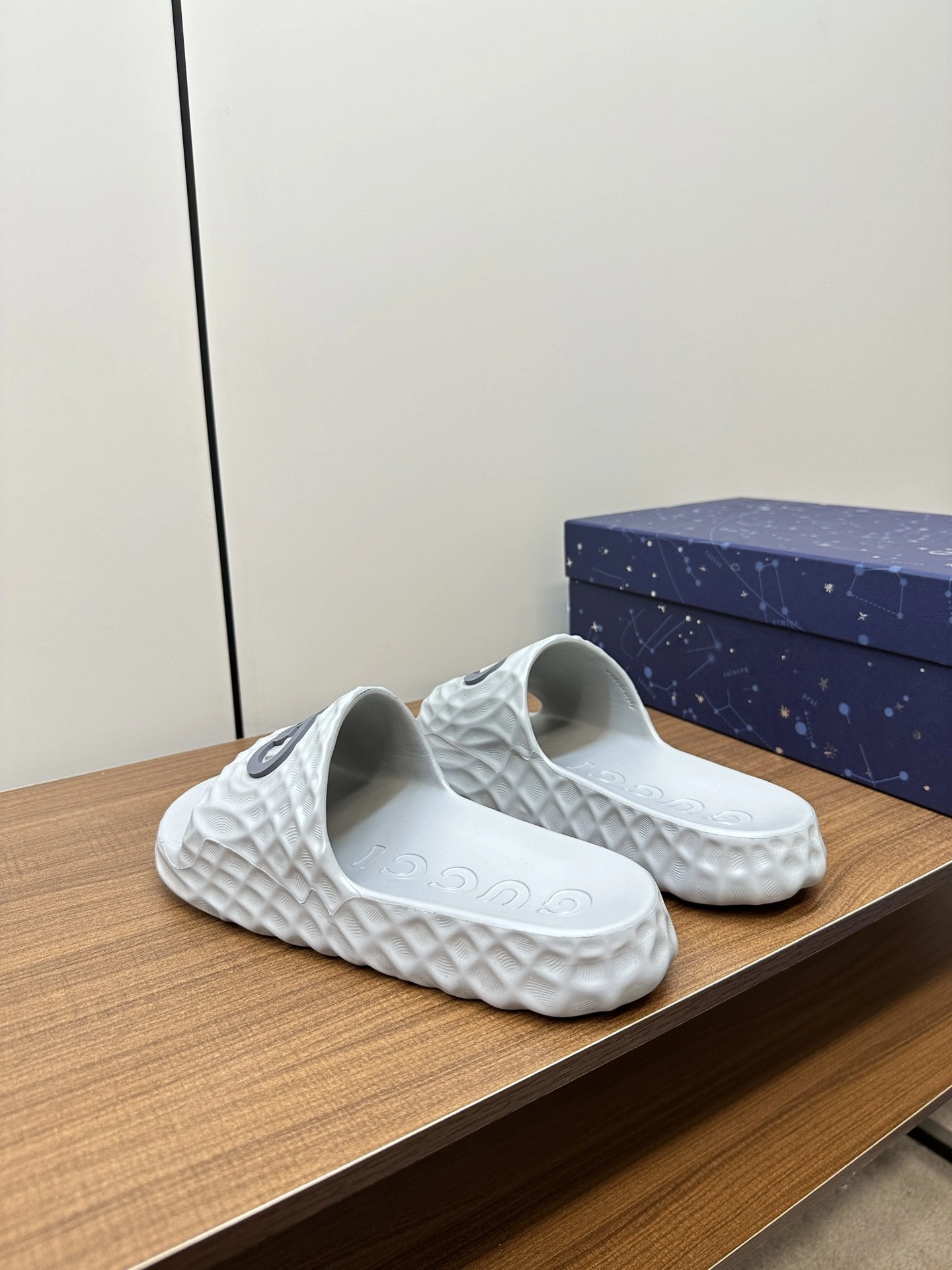 OOBB--- 6u33i 770801 J8710 1445 Thick soles：2CM item:D-X062E2017W