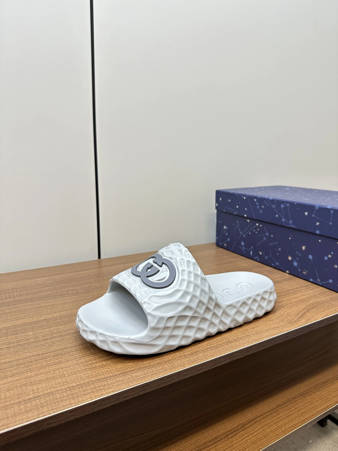 OOBB--- 6u33i 770801 J8710 1445 Thick soles：2CM item:D-X062E2017W