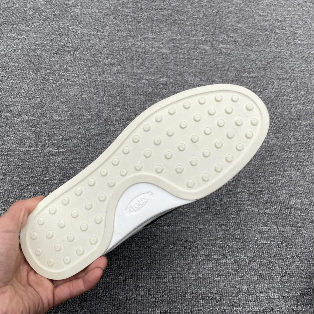 OOBB-- ‬ 79B0DP30OV702H0 Fine grained calfskin item:C-X298D0629