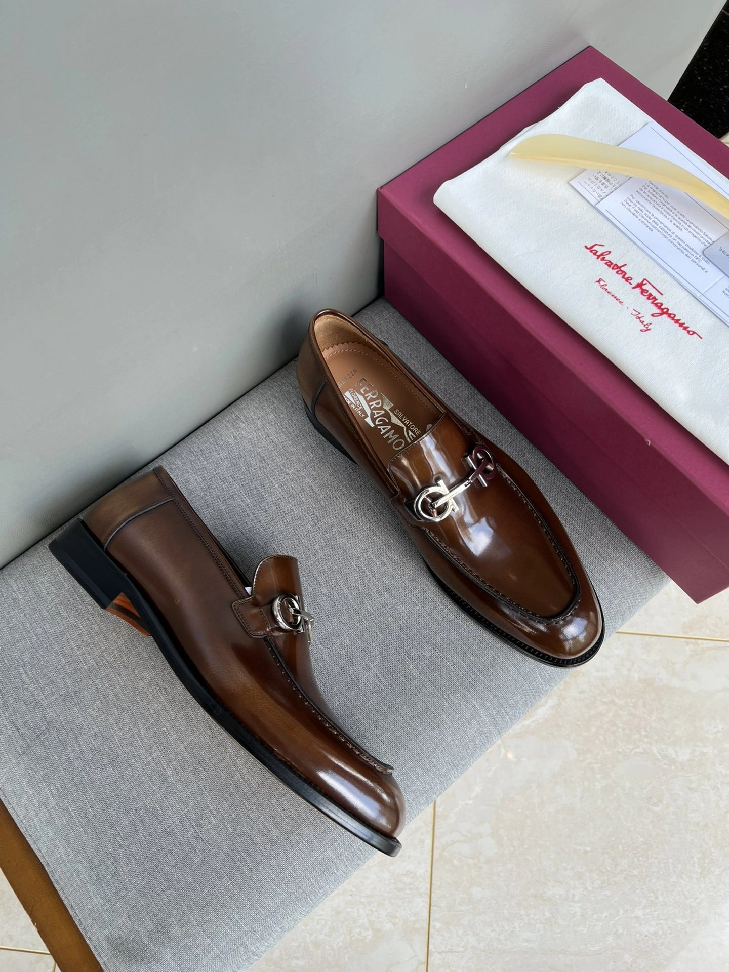 OOBB-- 021117 758314 cowhide item:D-X158A1069