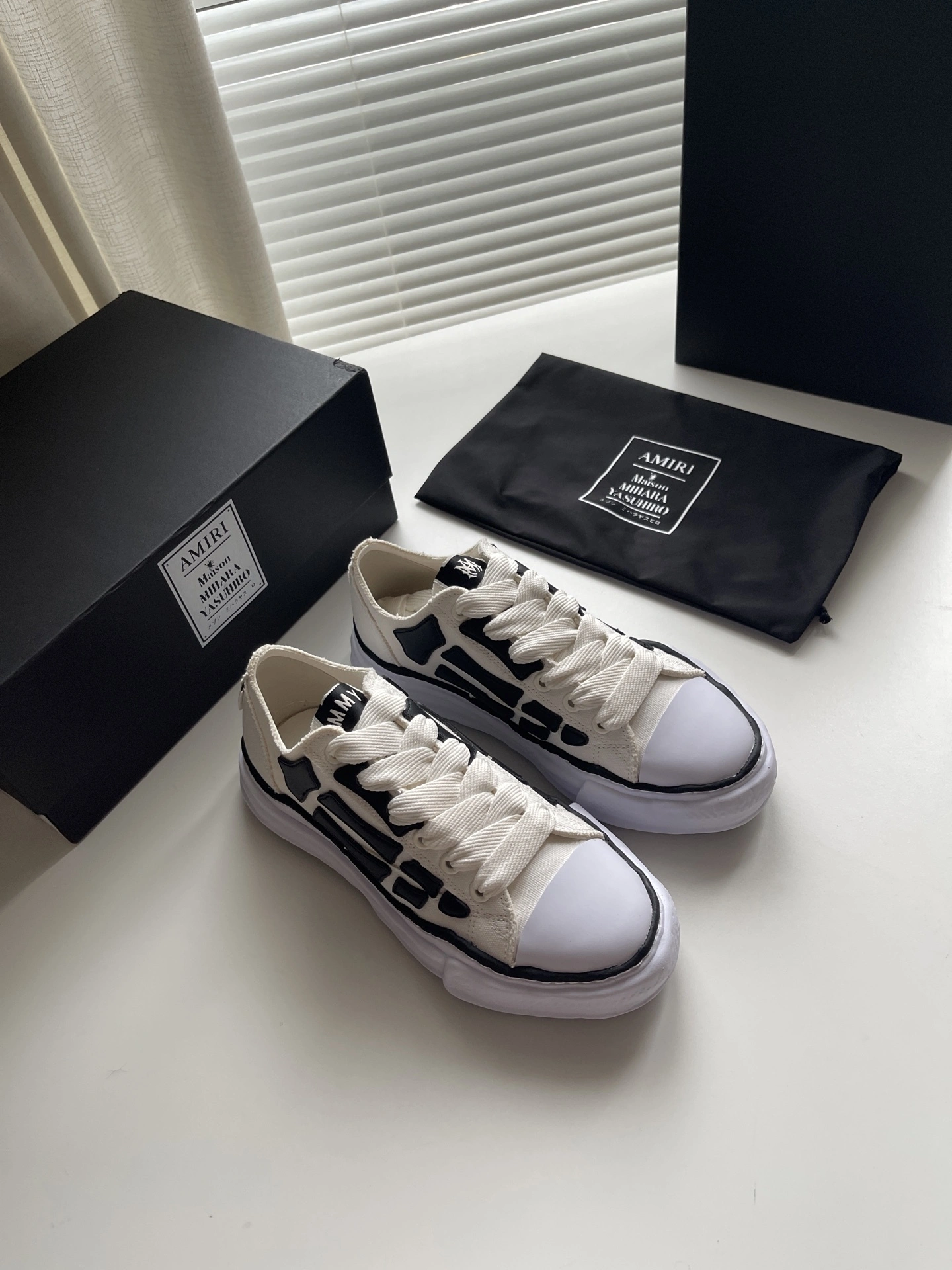 OOBB-- 17iri MMY& item：E-X230I0125