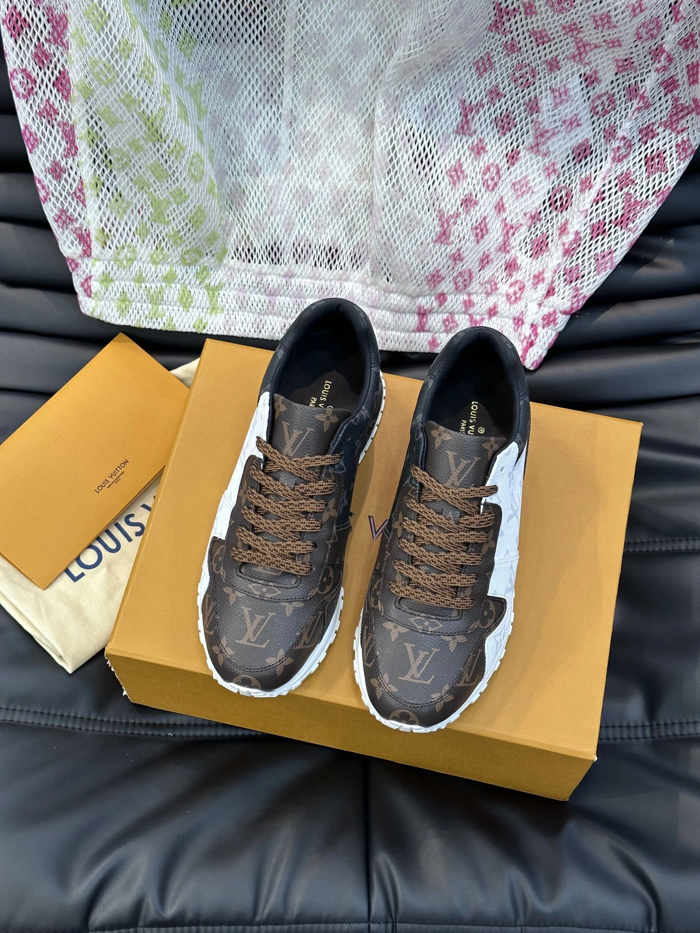OOBB-- 1A3N7W cowhide item:D-X158M1121