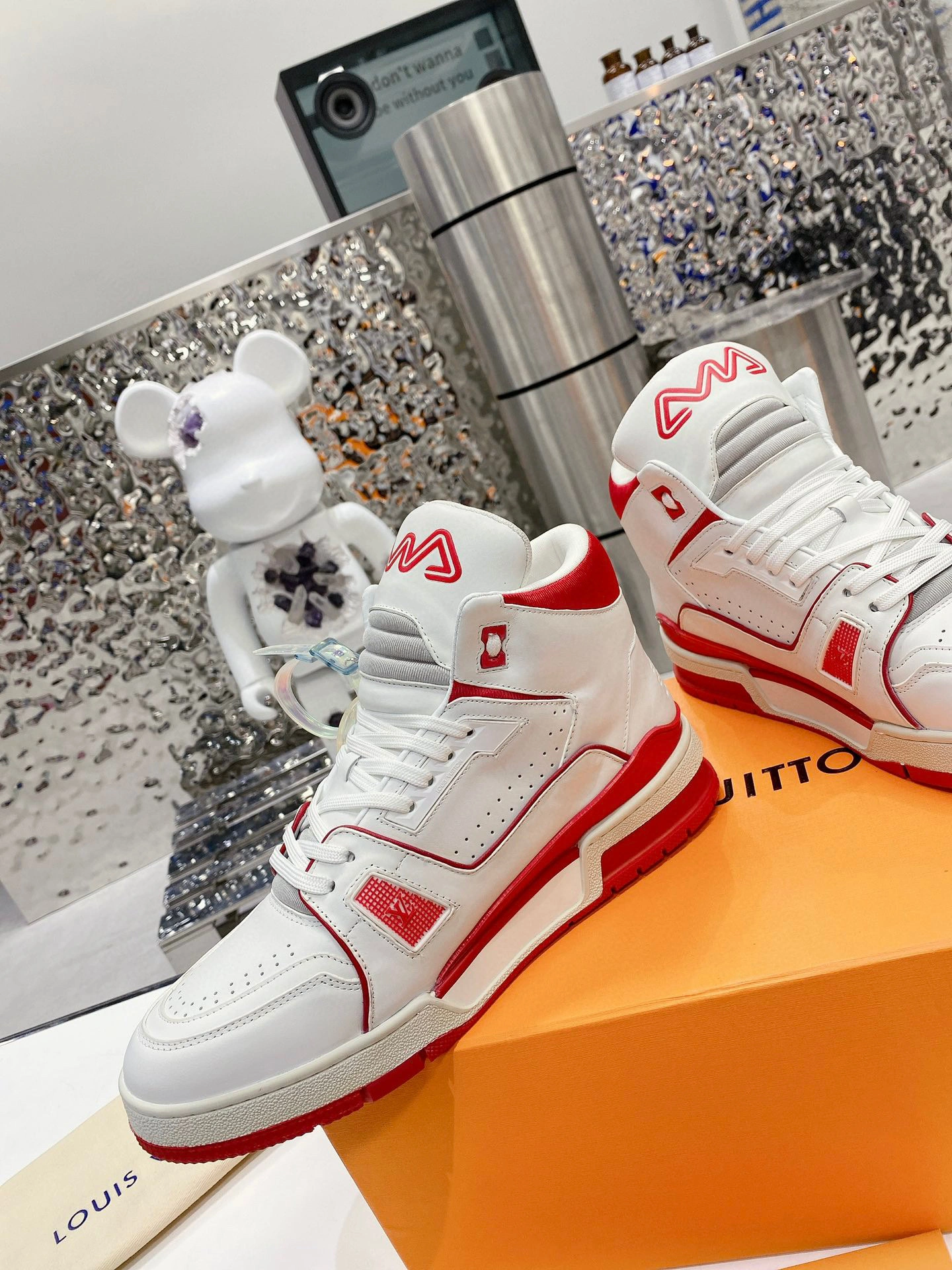 OOBB-- 1A54I4 Trainer cowhide item：B-X000K0105C