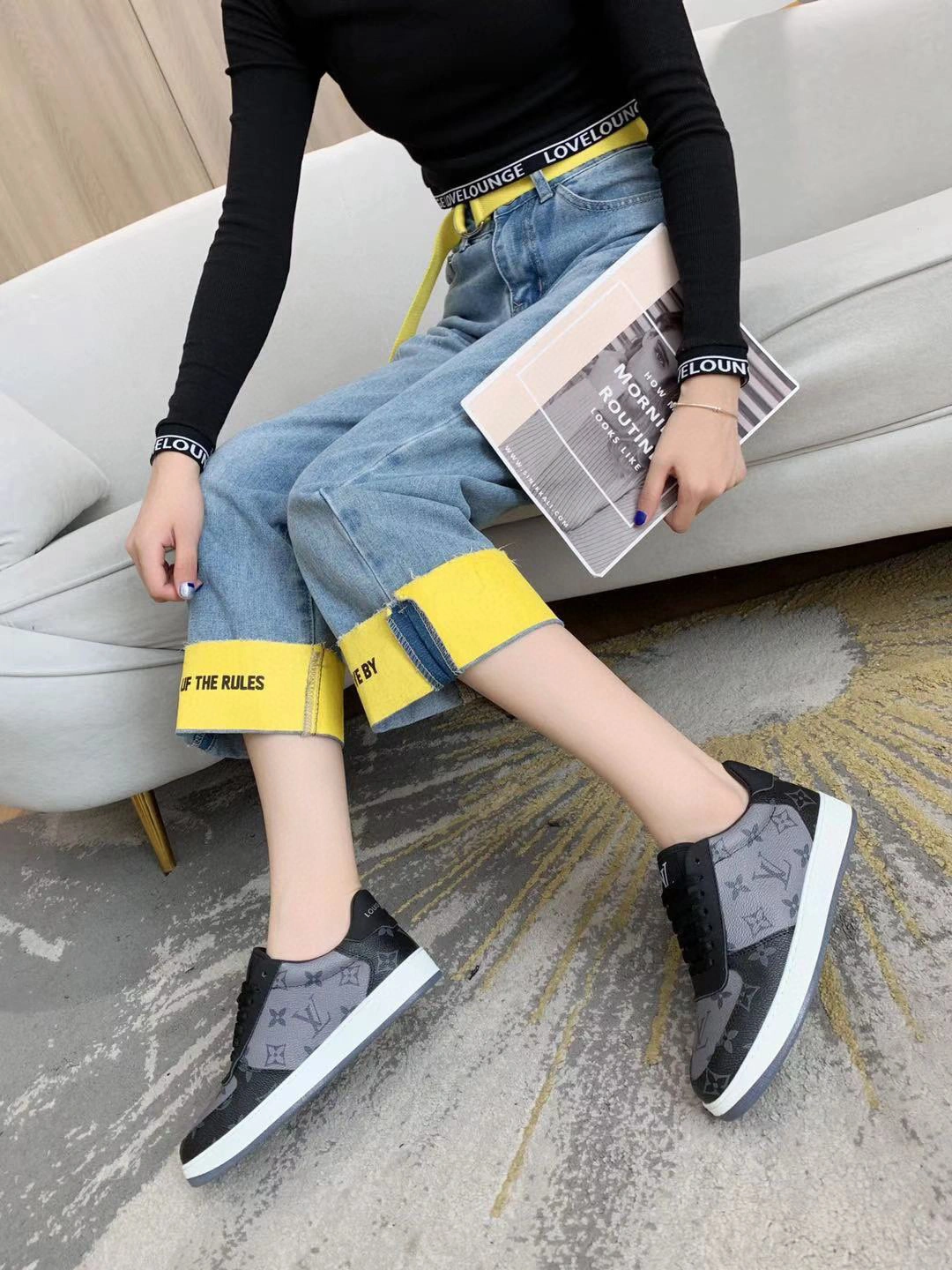 OOBB-- 1A8EB5 cowhide item：B-X000K0303C