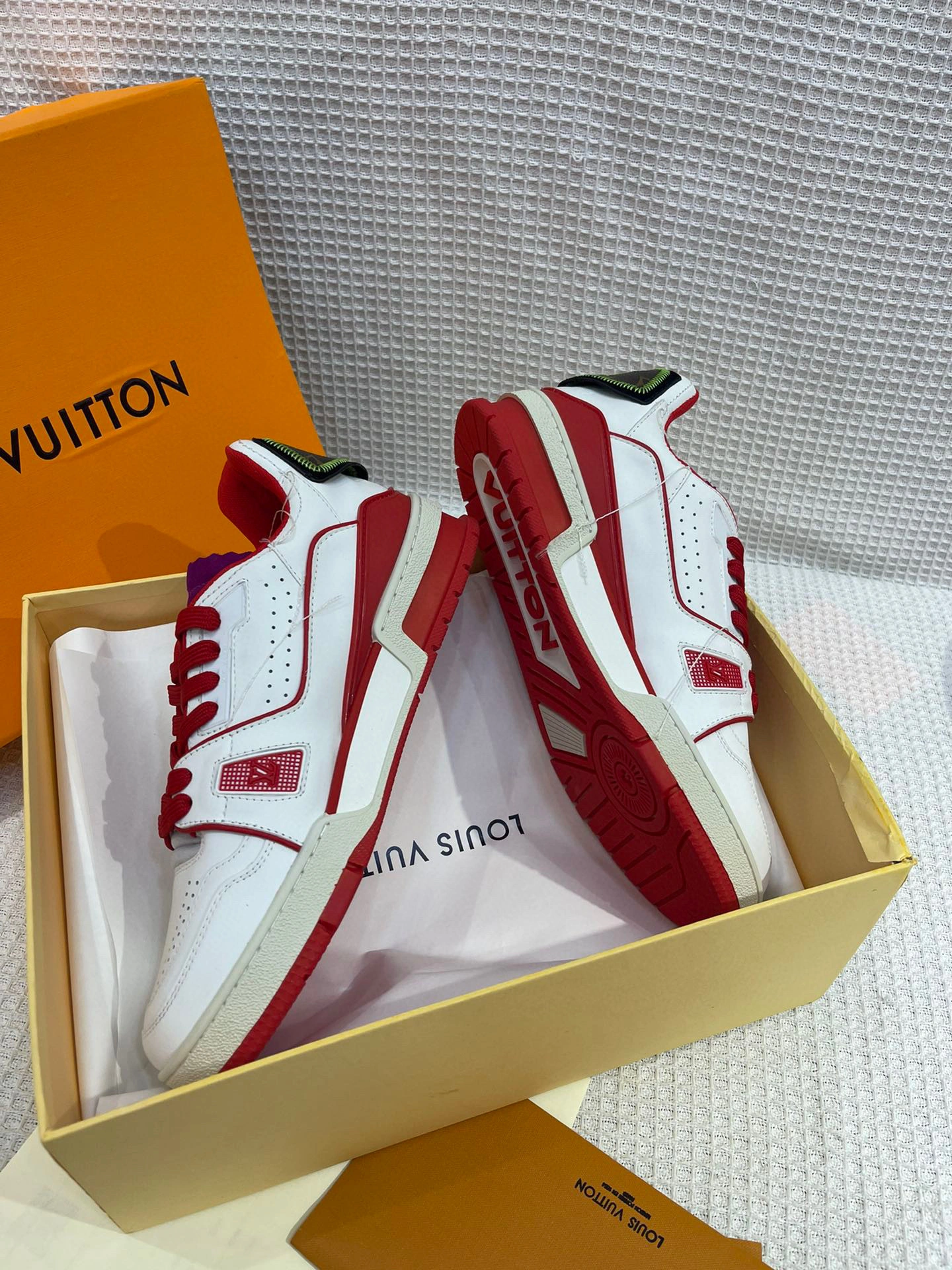 OOBB-- 1A9DA5 calfskin item：B-X000K0101C