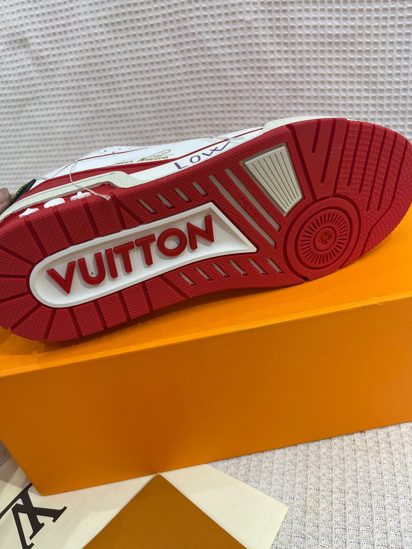 OOBB-- 1A9DA5 calfskin item：B-X000K0101C