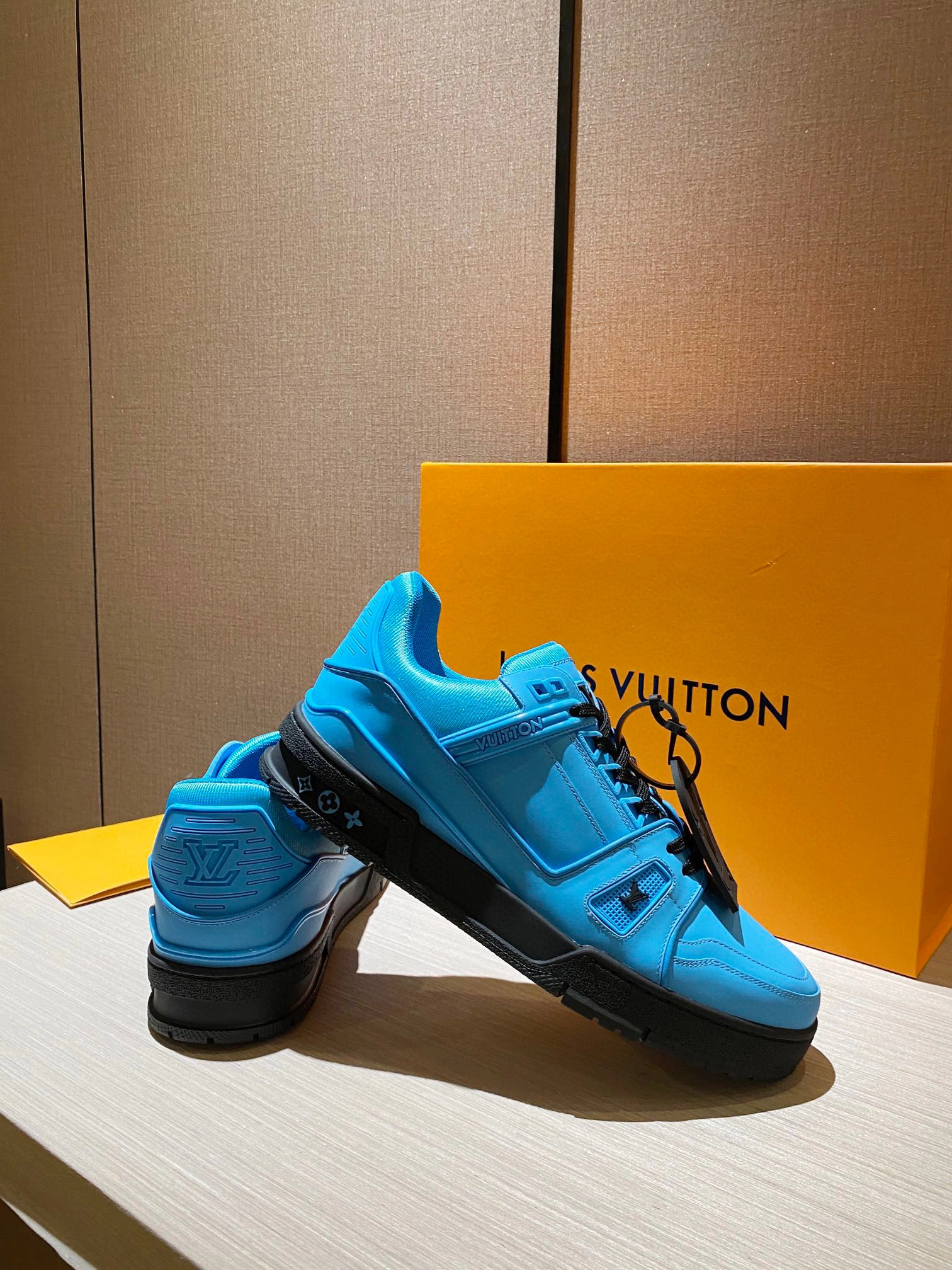 OOBB-- 1A9FJ0 TRAINER item:B-X302E0735L