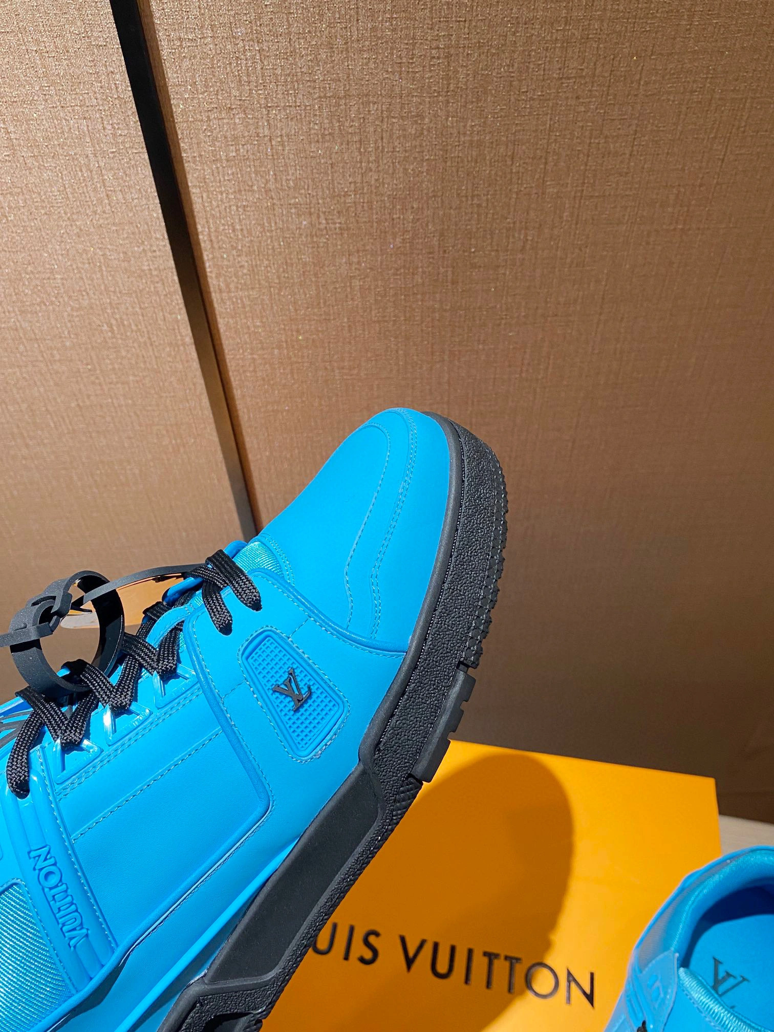 OOBB-- 1A9FJ0 TRAINER item:B-X302E0735L