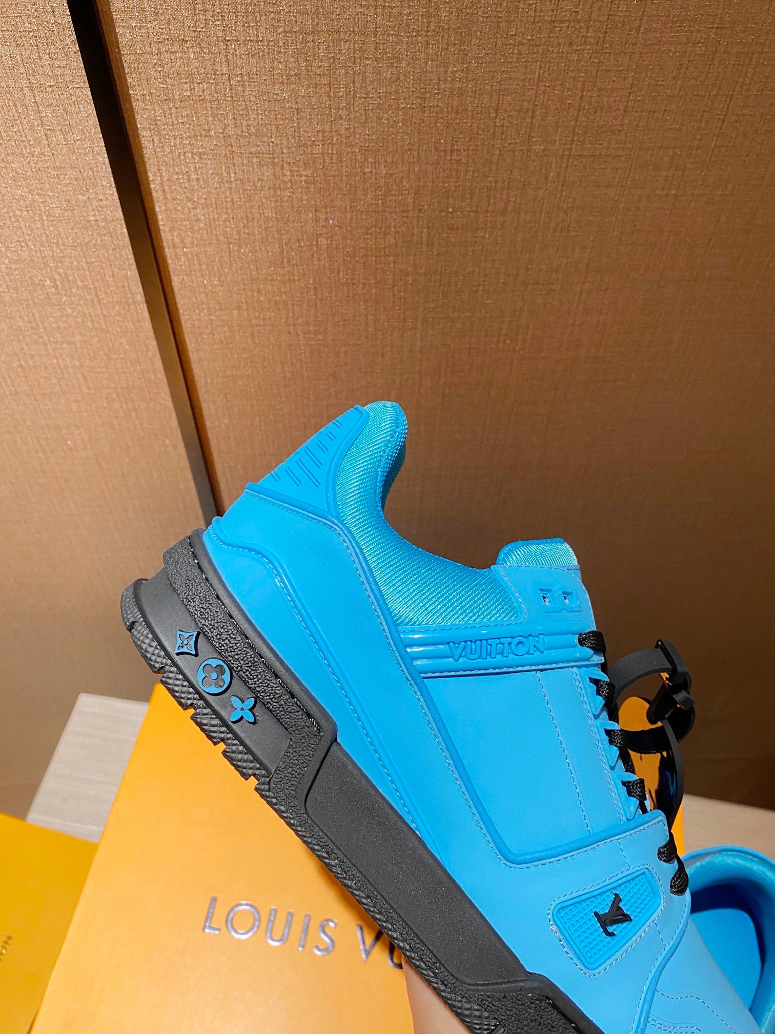 OOBB-- 1A9FJ0 TRAINER item:B-X302E0735L