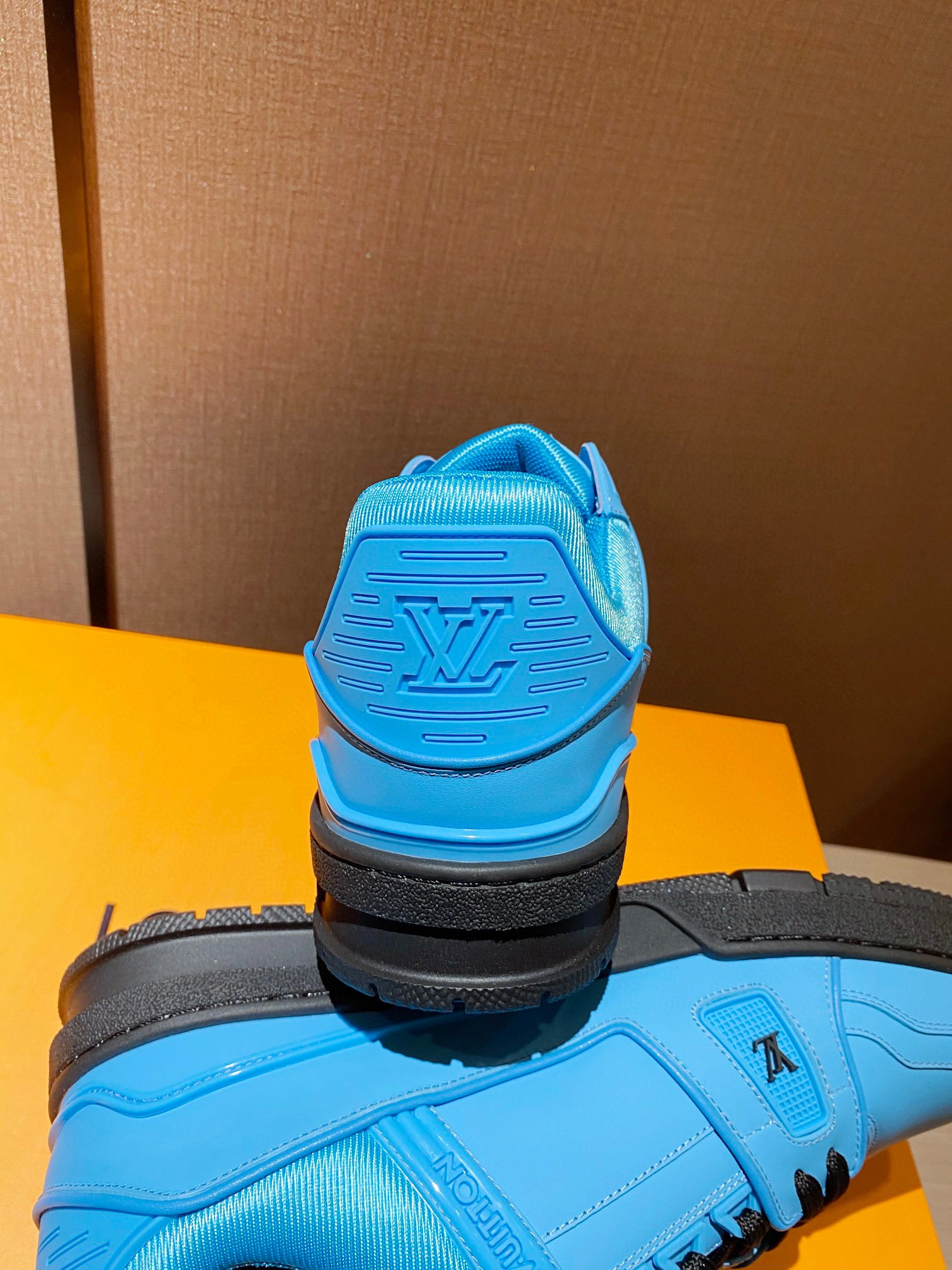OOBB-- 1A9FJ0 TRAINER item:B-X302E0735L