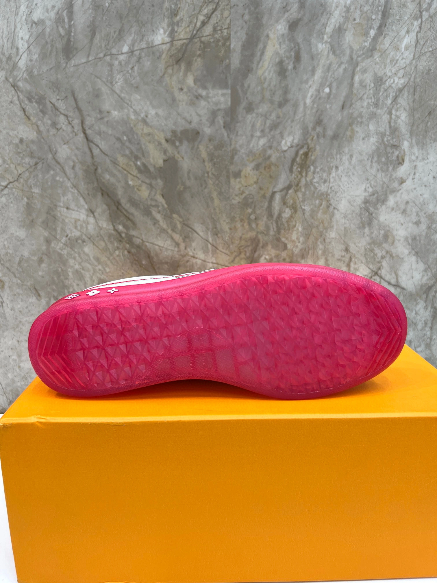 OOBB-- 1A9FYM item:B-X032E0742L