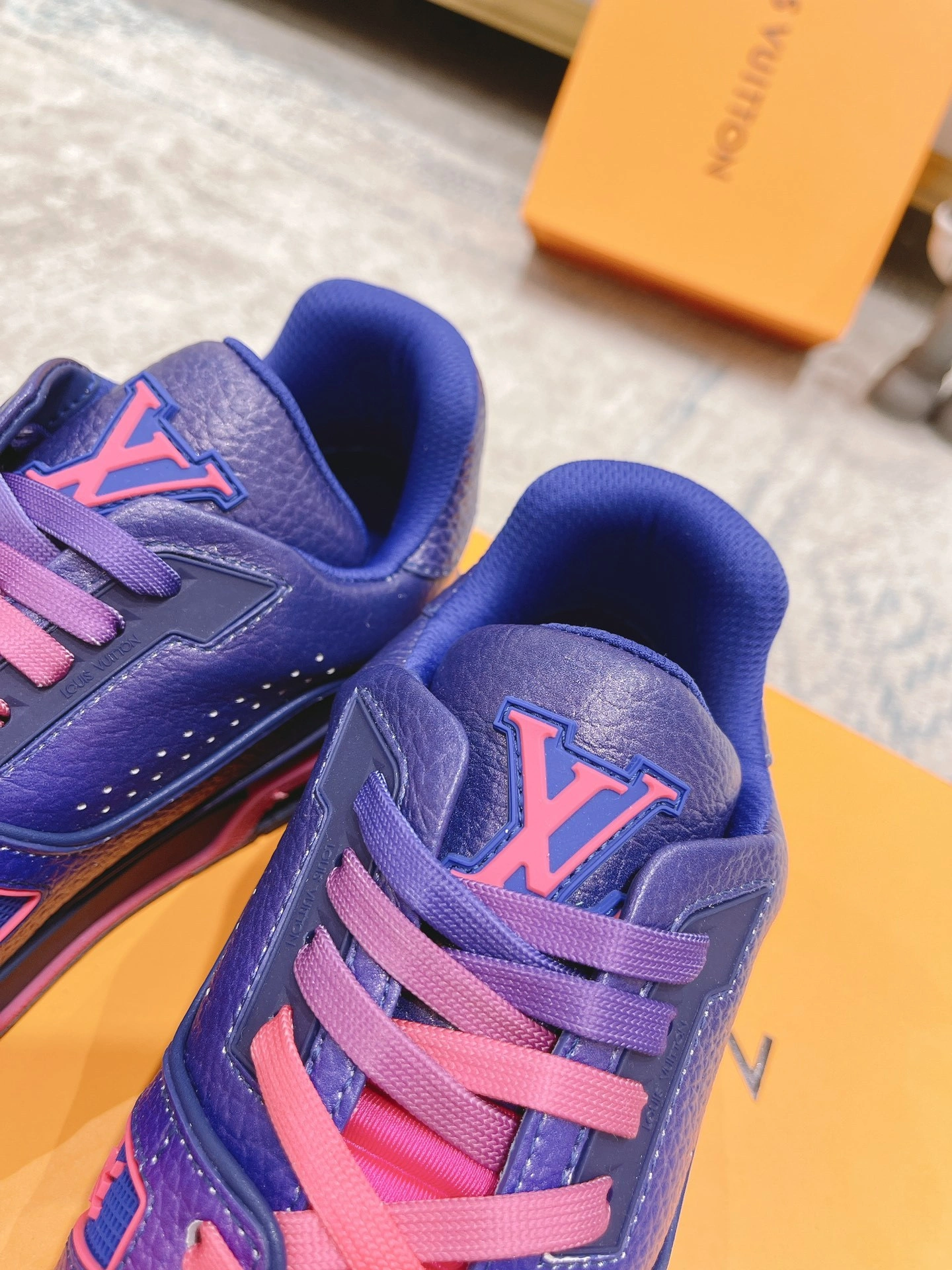 OOBB-- 1A9TSC RUNNER TATIC Damier Monogram item:D-X158B2301