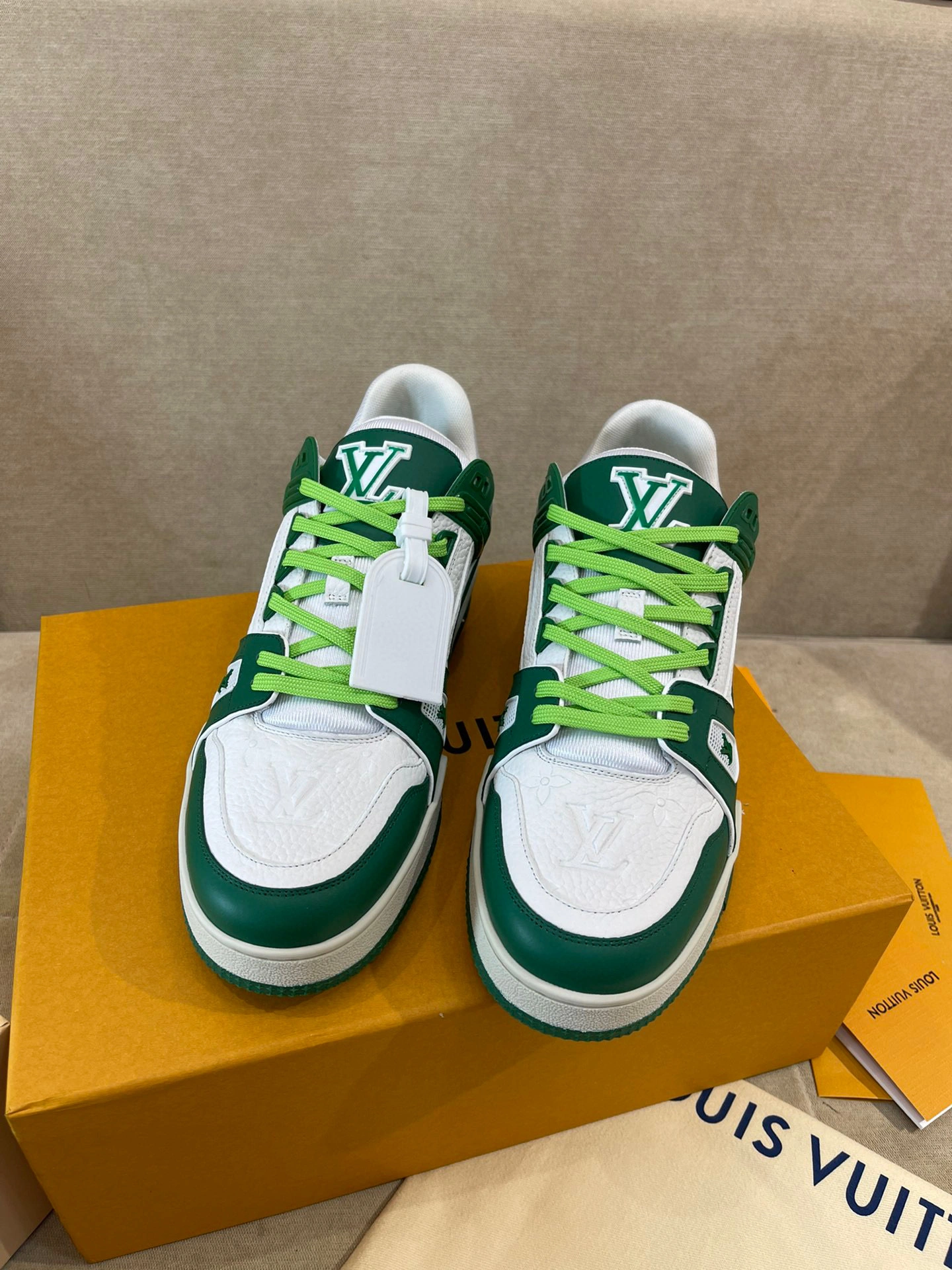 OOBB-- 1A9VNM item:B-X00E0774L