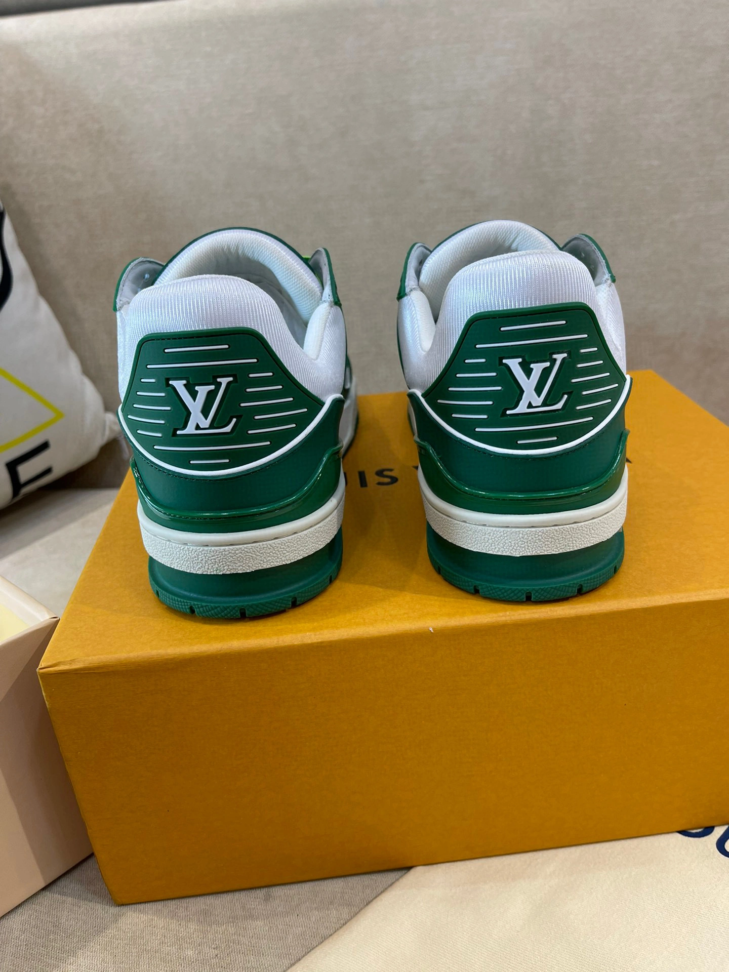 OOBB-- 1A9VNM item:B-X00E0774L