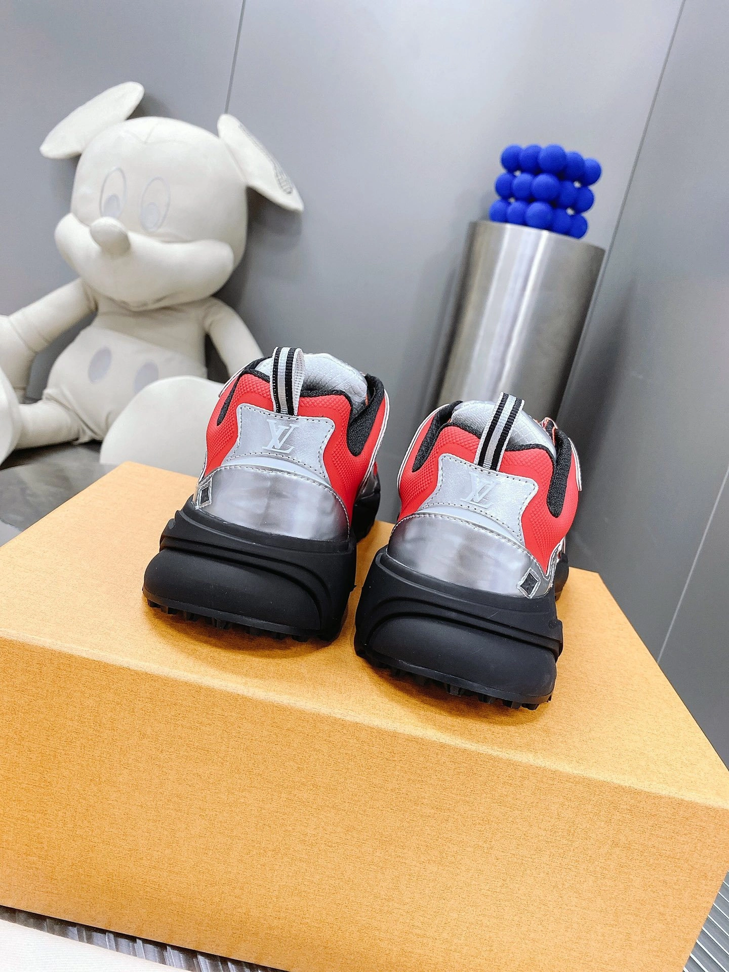 OOBB-- 1AA396 Runner Tatic item:D-X230A1048
