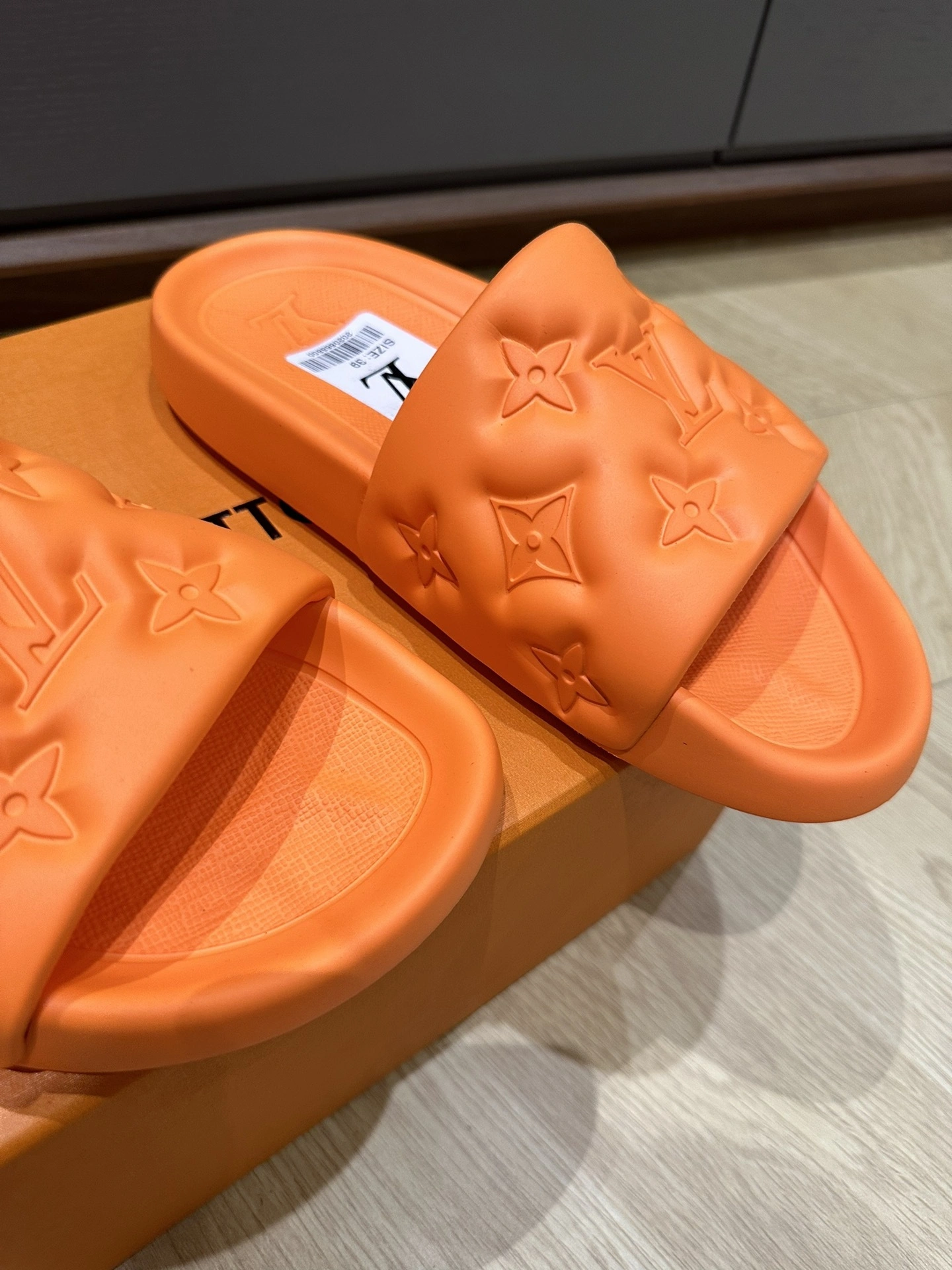 OOBB-- 1AA5NH item:C-X003F2134Y