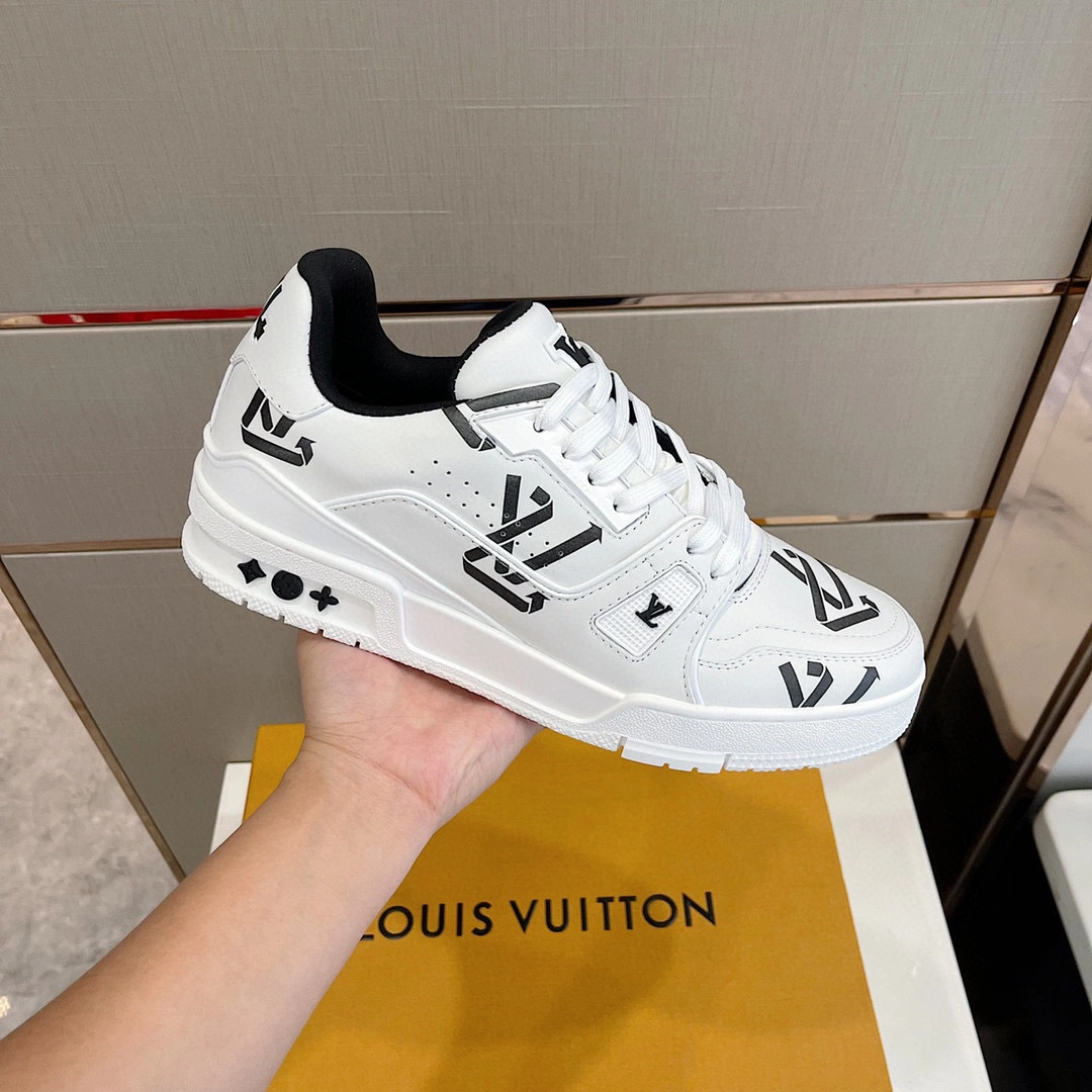 OOBB-- 1AAGXX 2022 TRAINER item：B-X032K0112C