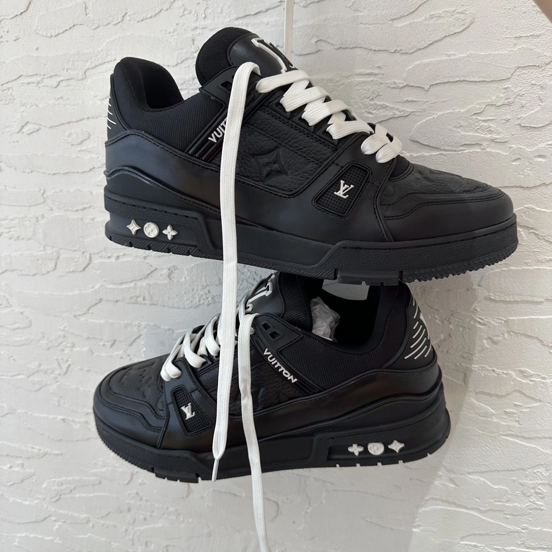 OOBB-- 1AAREW Trainer cowhide item:D-X230M1210