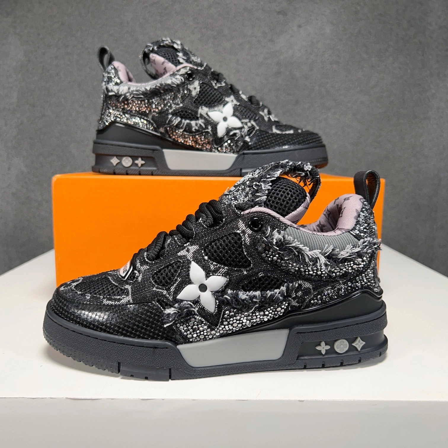 OOBB-- 1ABMHT item:C-X158I0648Y