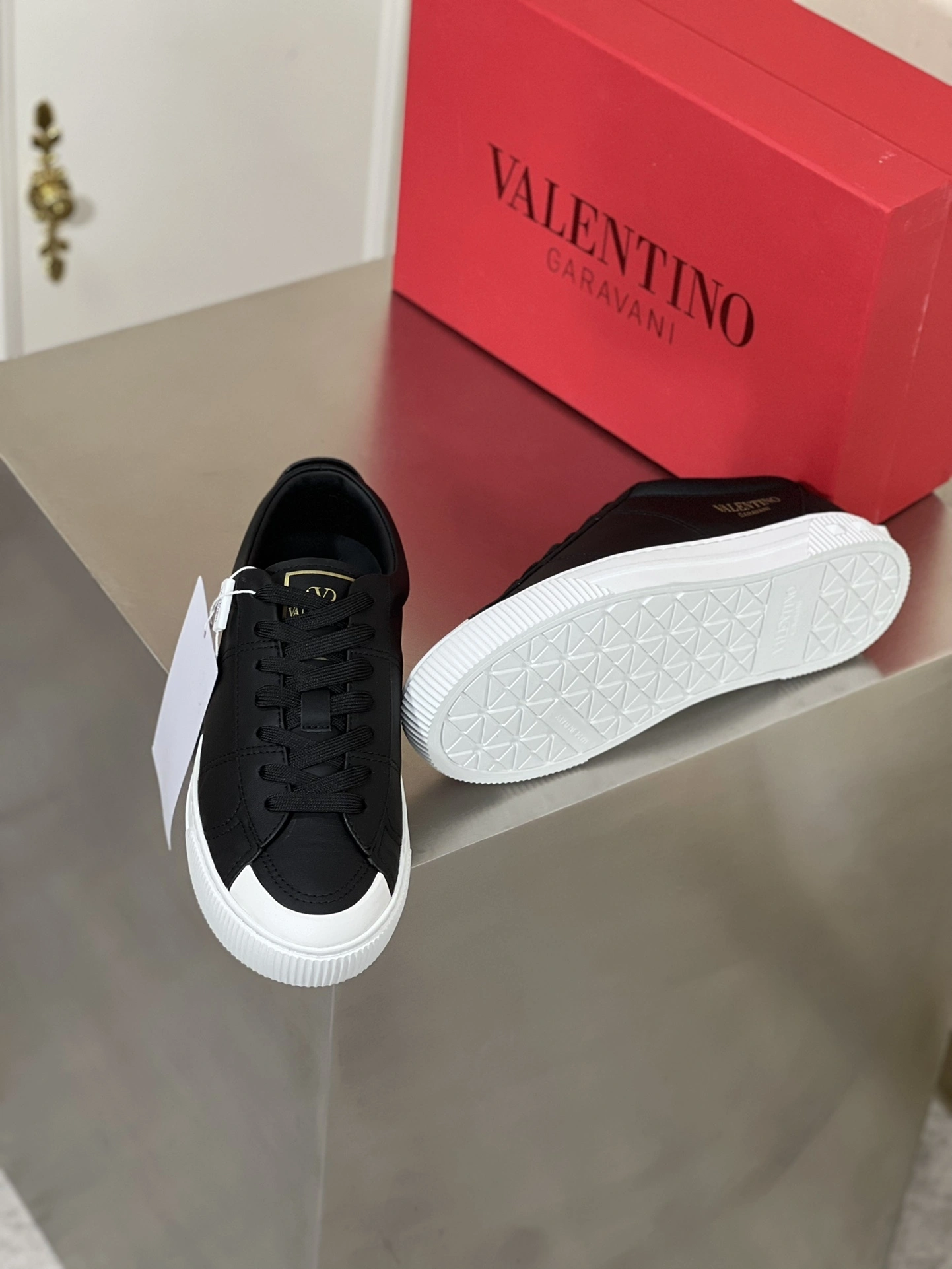 OOBB-- 1Y2S0F90JKD0NO Calfskin CITYPLANET logo item: D-X158B2359