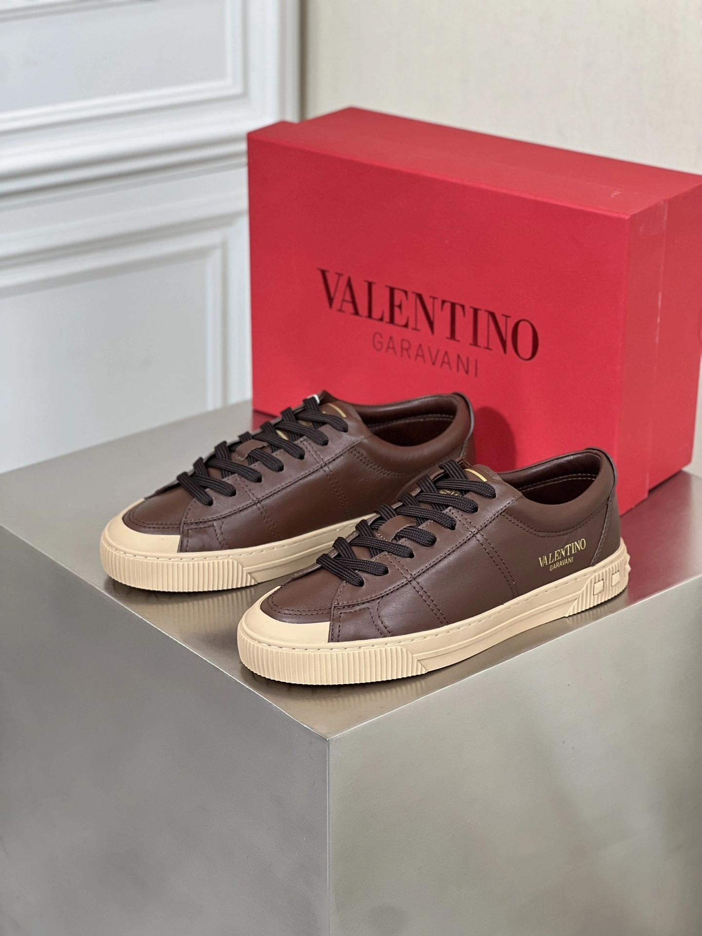 &OOBB-- 1Y2S0F90JKDKG8 Calfskin CITYPLANET logo item: D-X158B2361
