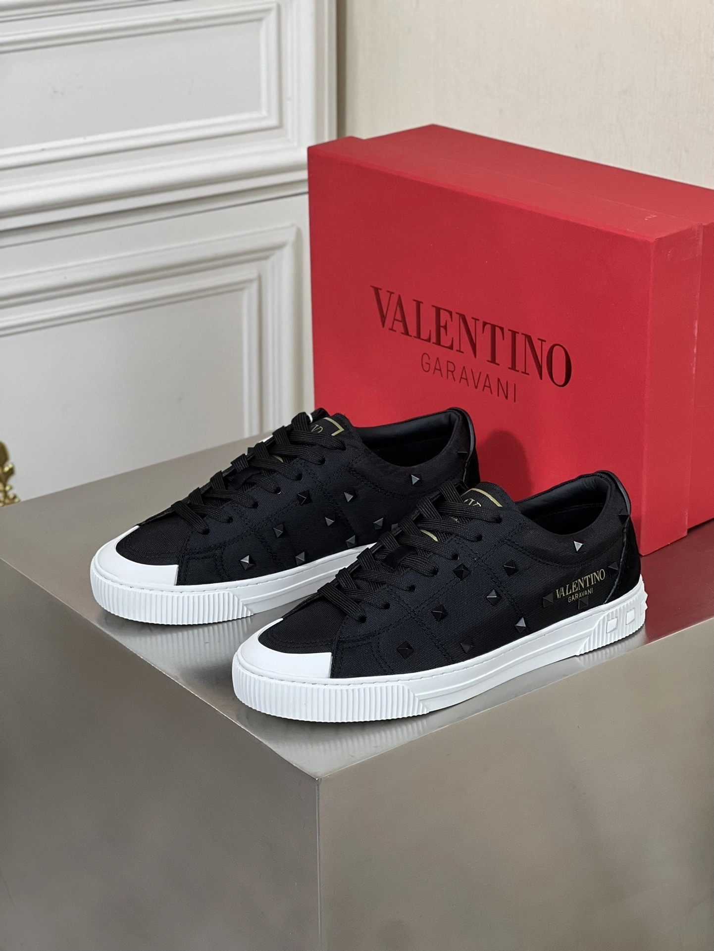 OOBB-- 1Y2S0F90KEQ0NO Calfskin CITYPLANET logo item: D-X158B2362