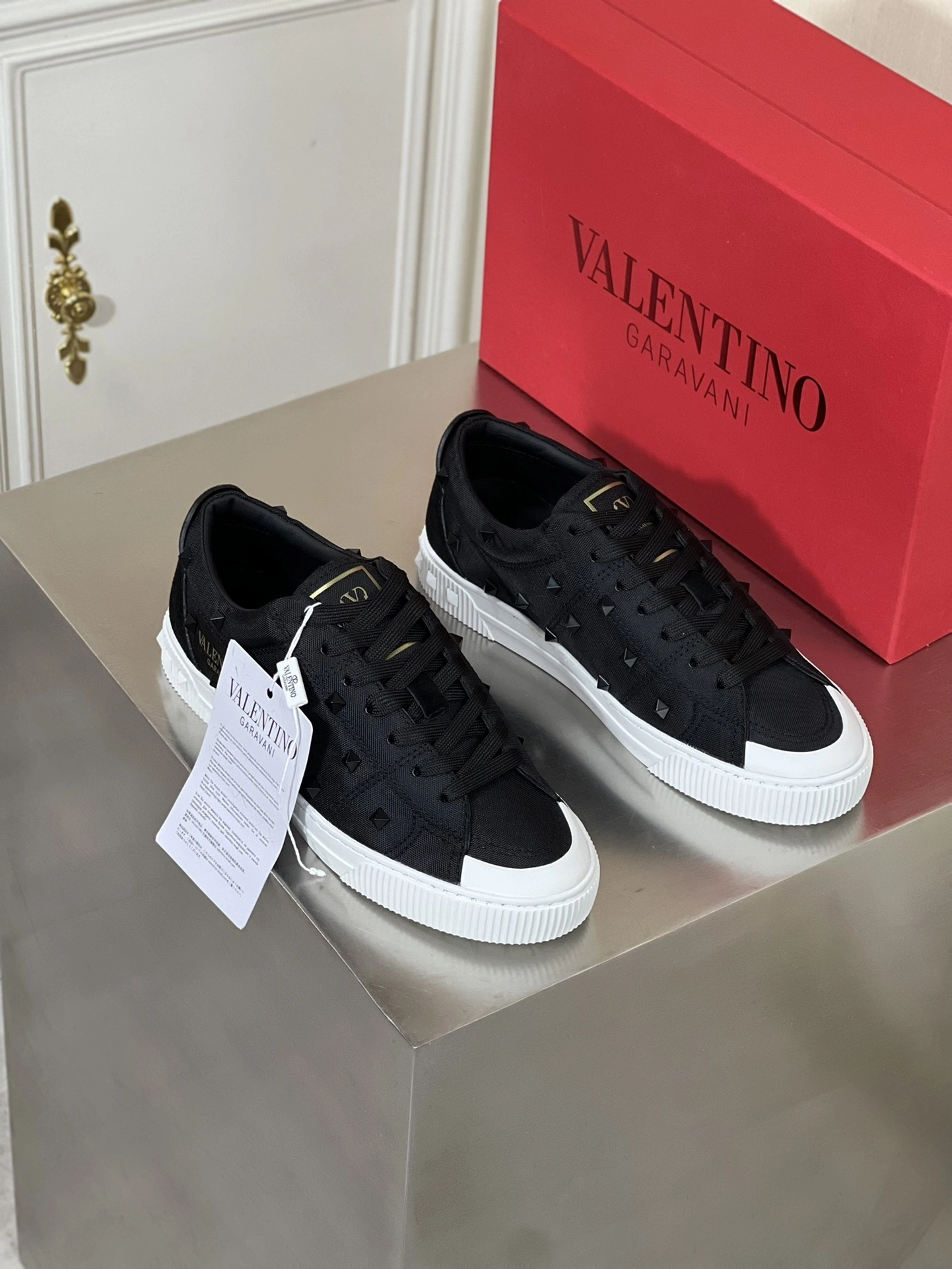 OOBB-- 1Y2S0F90KEQ0NO Calfskin CITYPLANET logo item: D-X158B2362