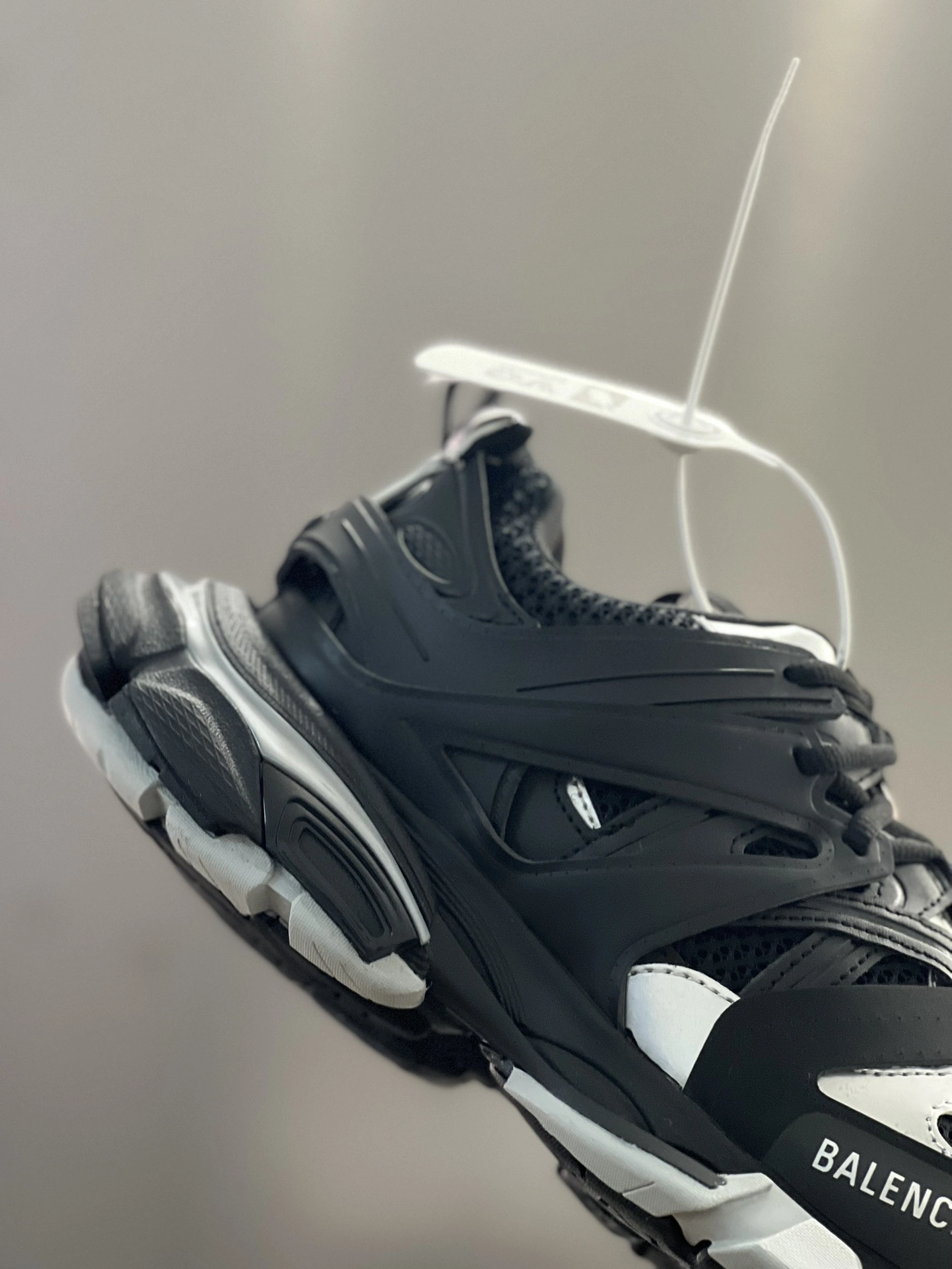 &OOBB-- 218593i161 542436W2FSC1081 track sneaker item:D-X000H2901