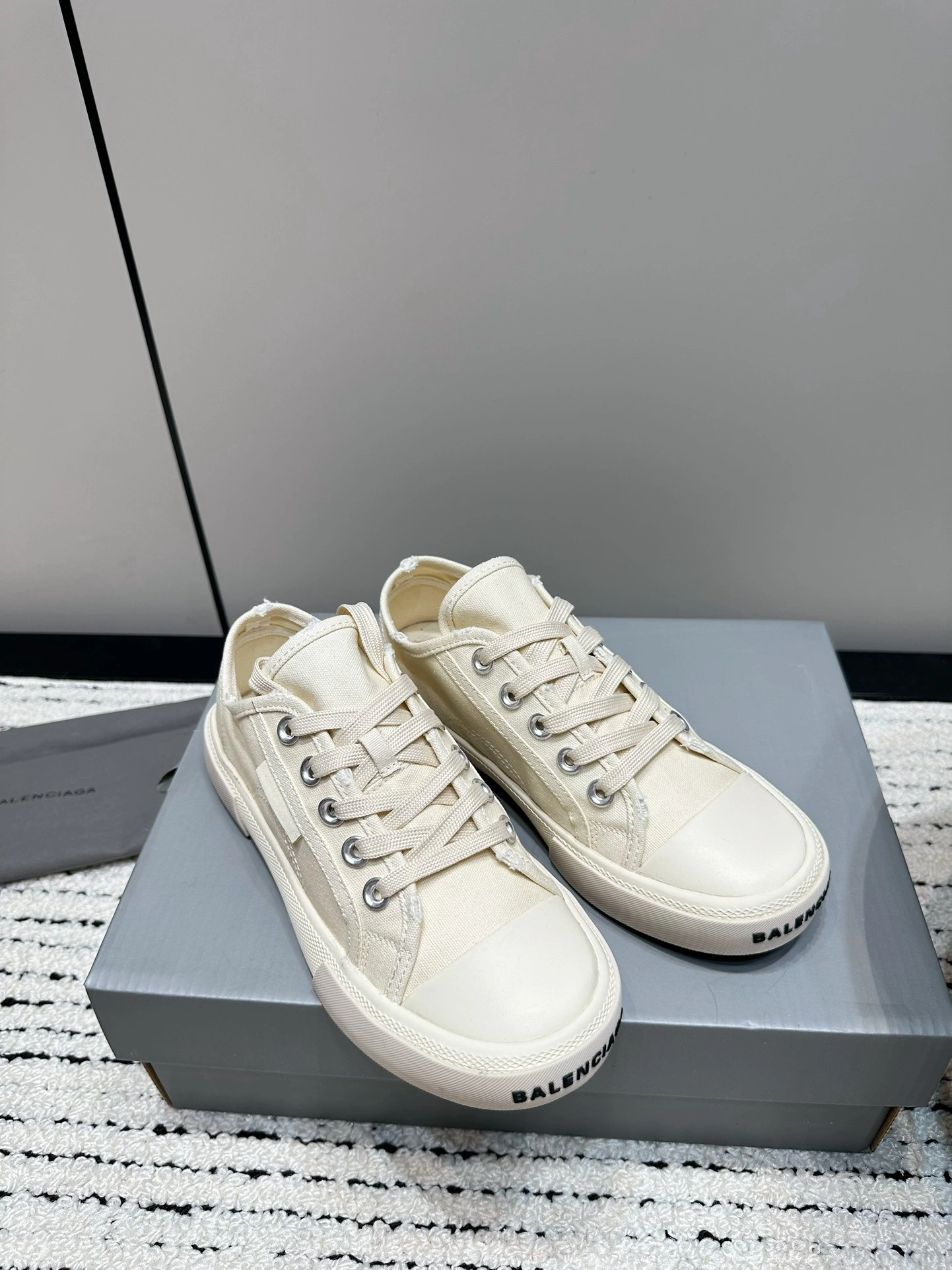 OOBB-- 218593i161 688757W3RC59090 Thick soles：3CM item:D-X000F1272