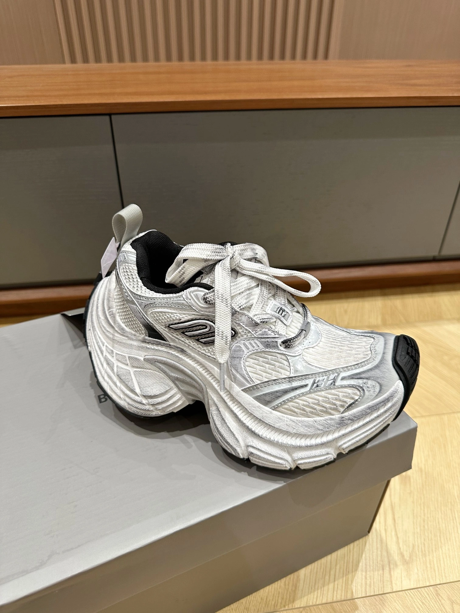 &OOBB-- 218593i161 784344W2MV29110 item:D-X03E2703