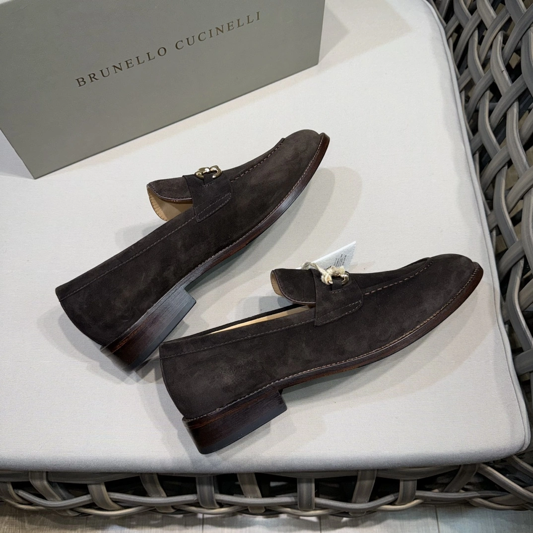 OOBB-- 2ru9588o MZUPEAU714C728414 cowhide item:E-X158D0235W