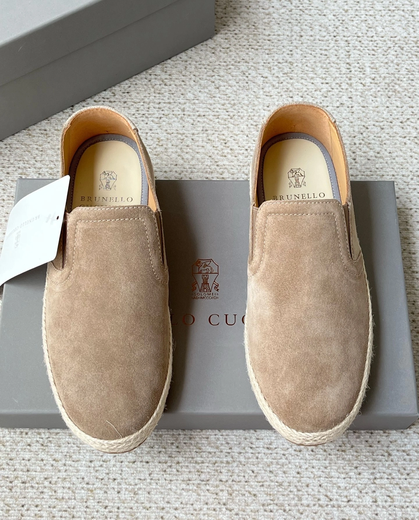 OOBB-- 2ru9588o MZUSISI837CDH26 Calfskin cowhide item:E-X000J0922