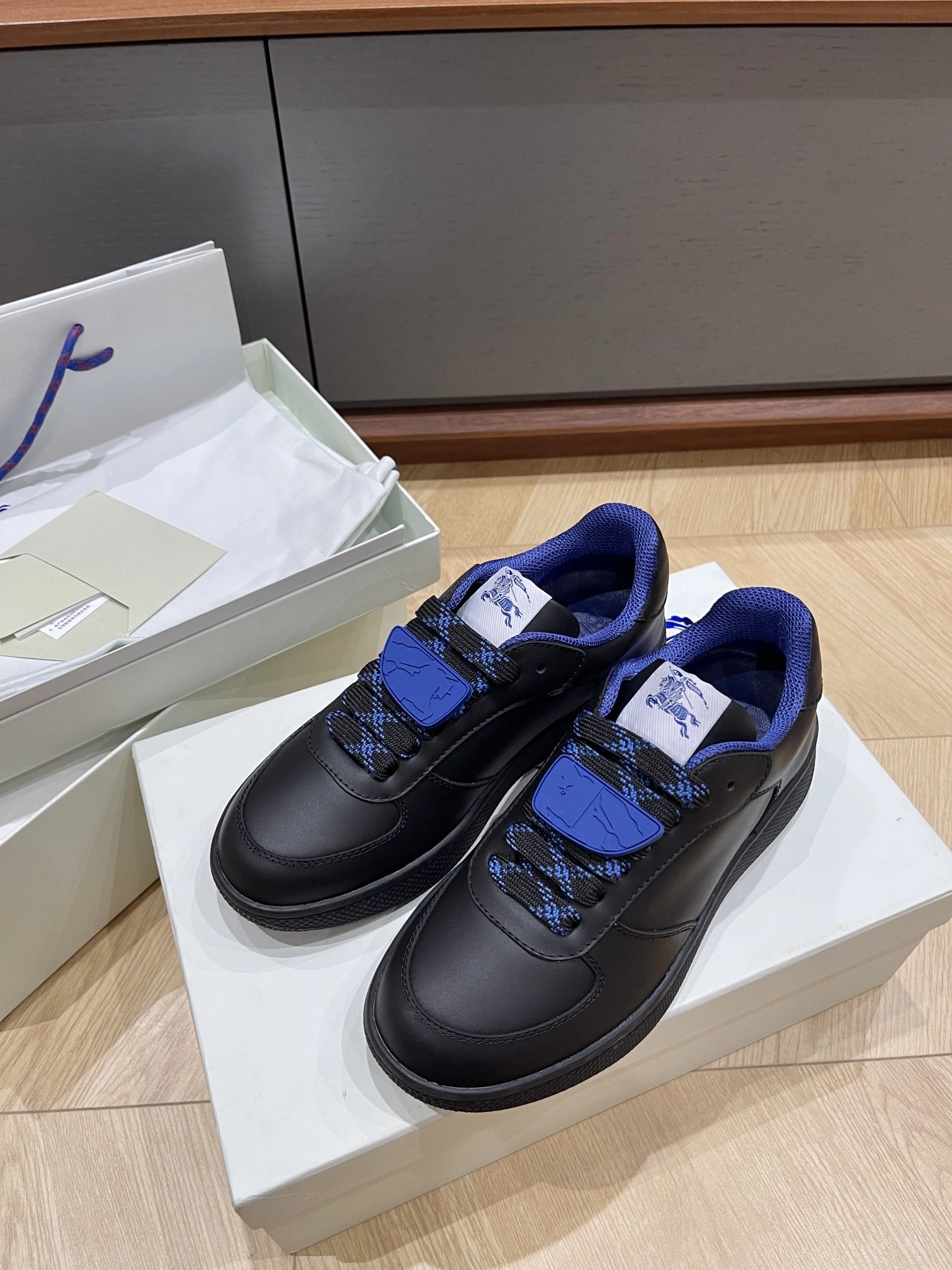 OOBB-- 2ur25rry 80953821 Calfskin sheepskin item：E-XW03I0125